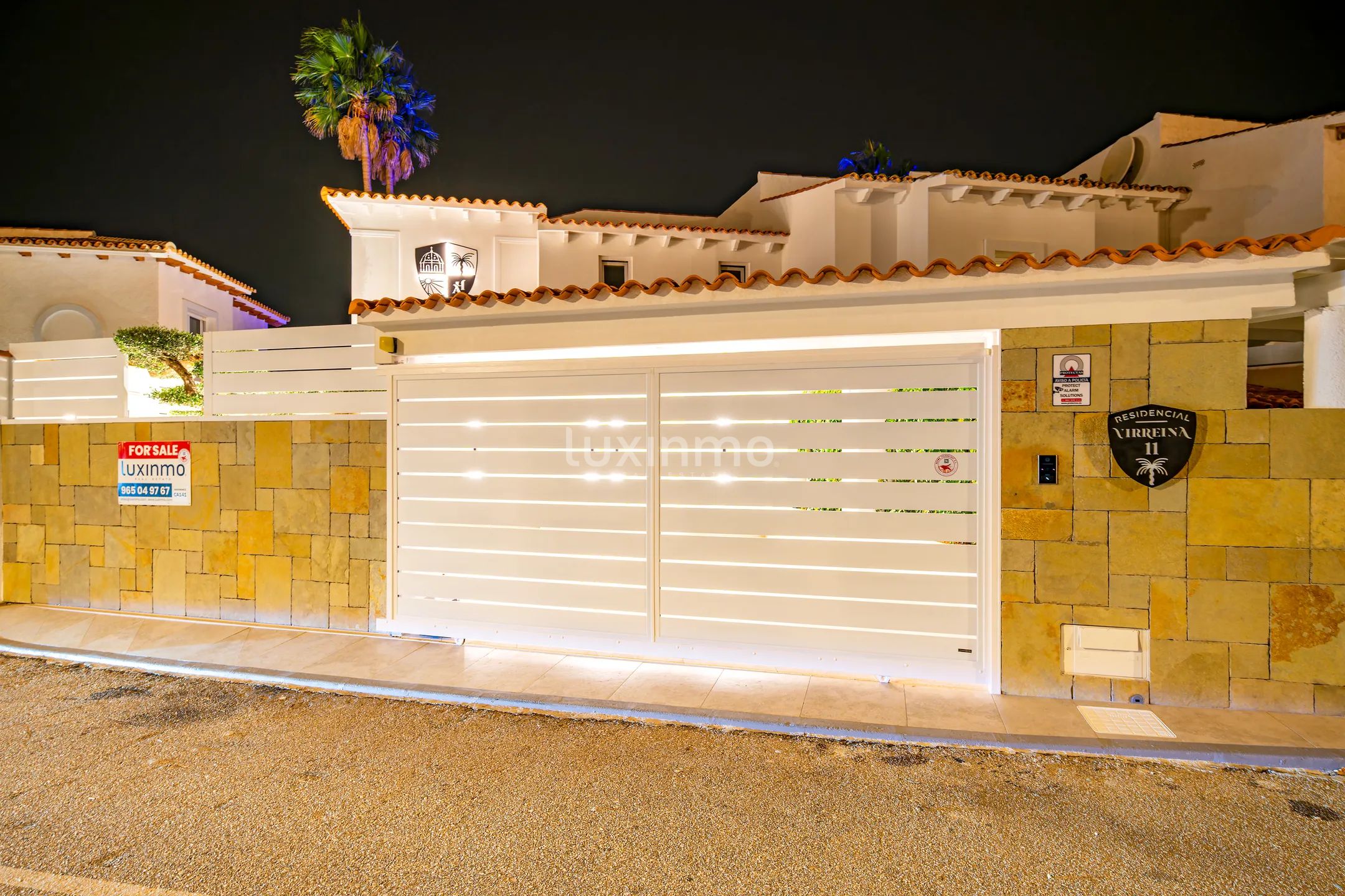 Terraced house with designer renovation and sea views in Altea Hills — photo 89