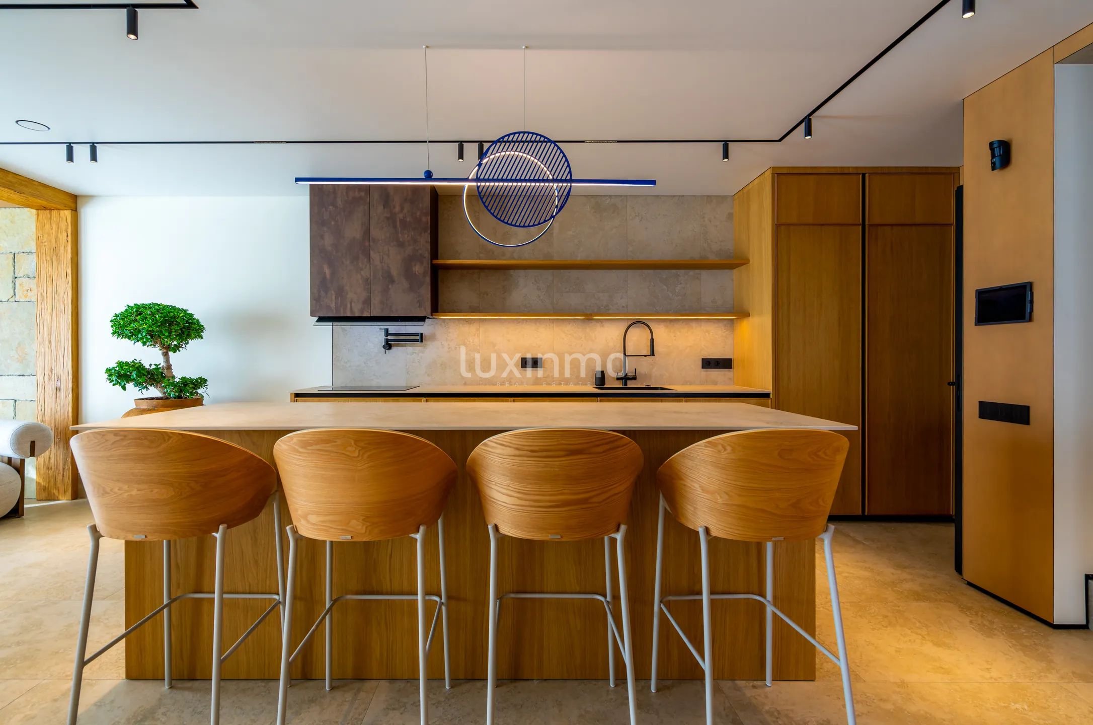 Terraced house with designer renovation and sea views in Altea Hills — photo 10