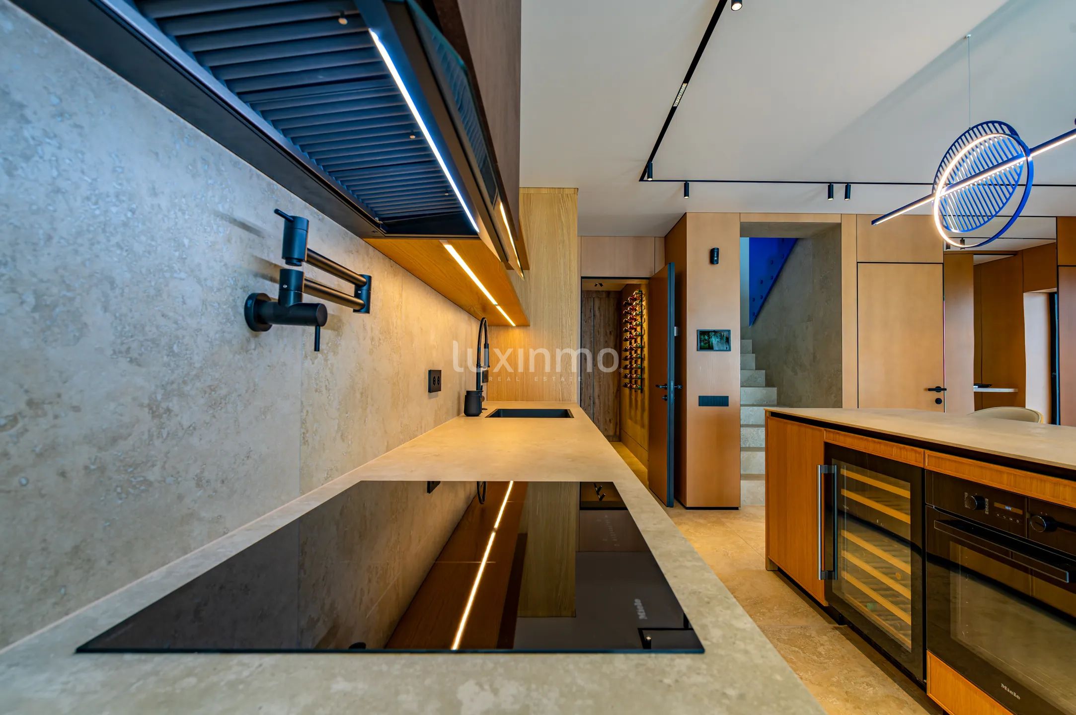 Terraced house with designer renovation and sea views in Altea Hills — photo 22