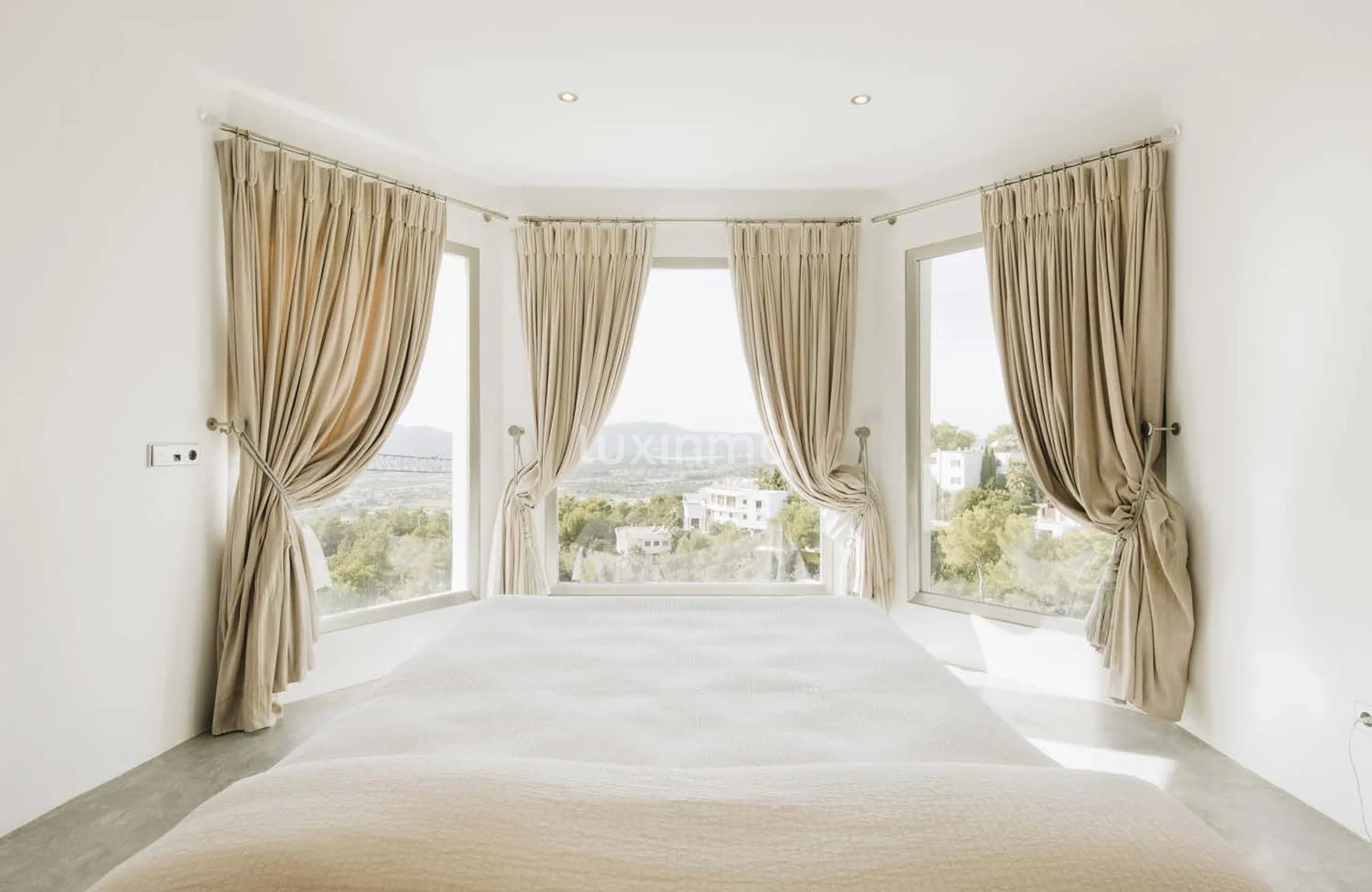 Villa moderne dans une urbanisation sécurisée, Can Furnet, Ibiza — photo 23