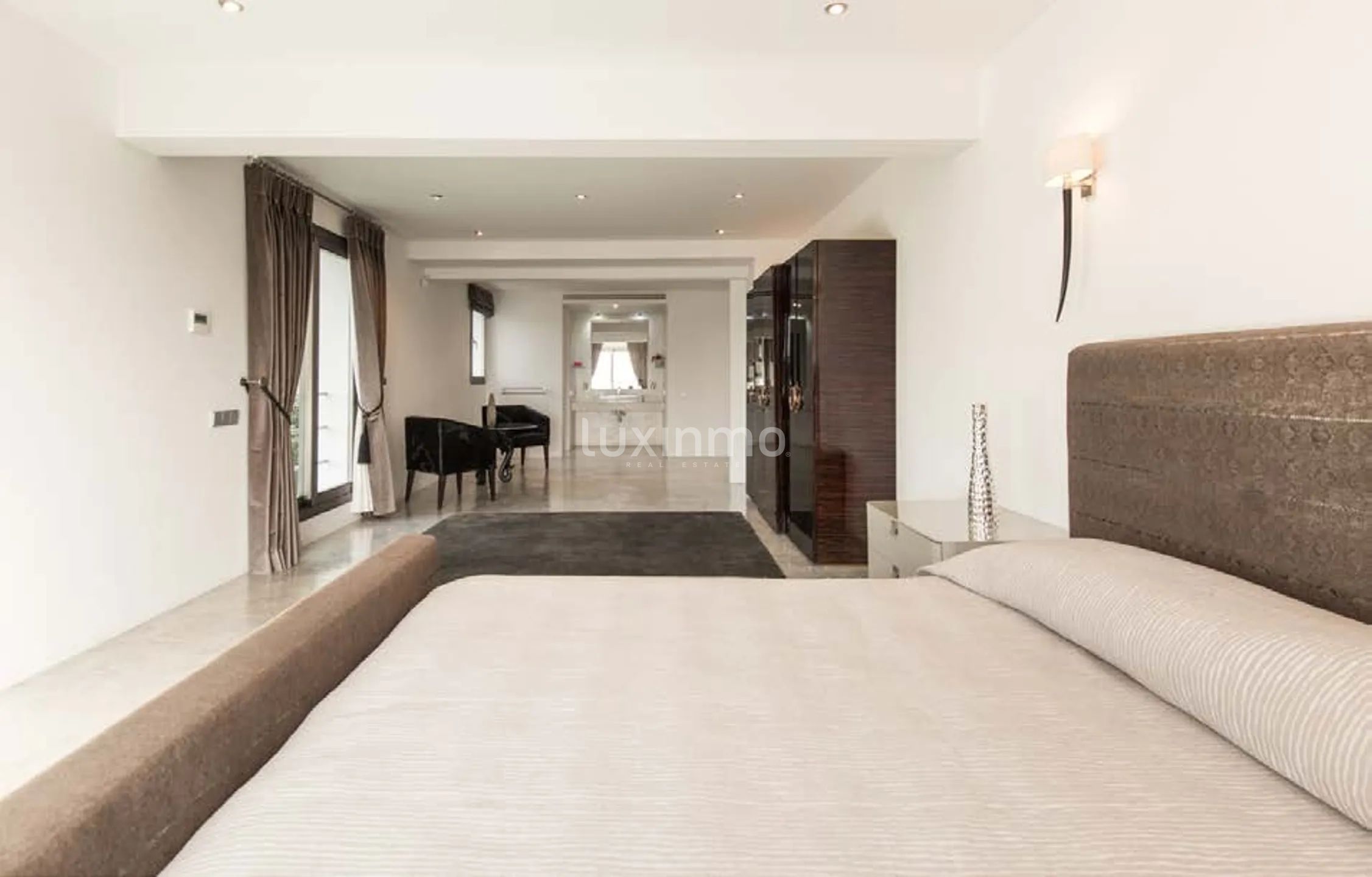 Modern Villa in Secure Urbanization, Can Furnet, Ibiza — photo 36