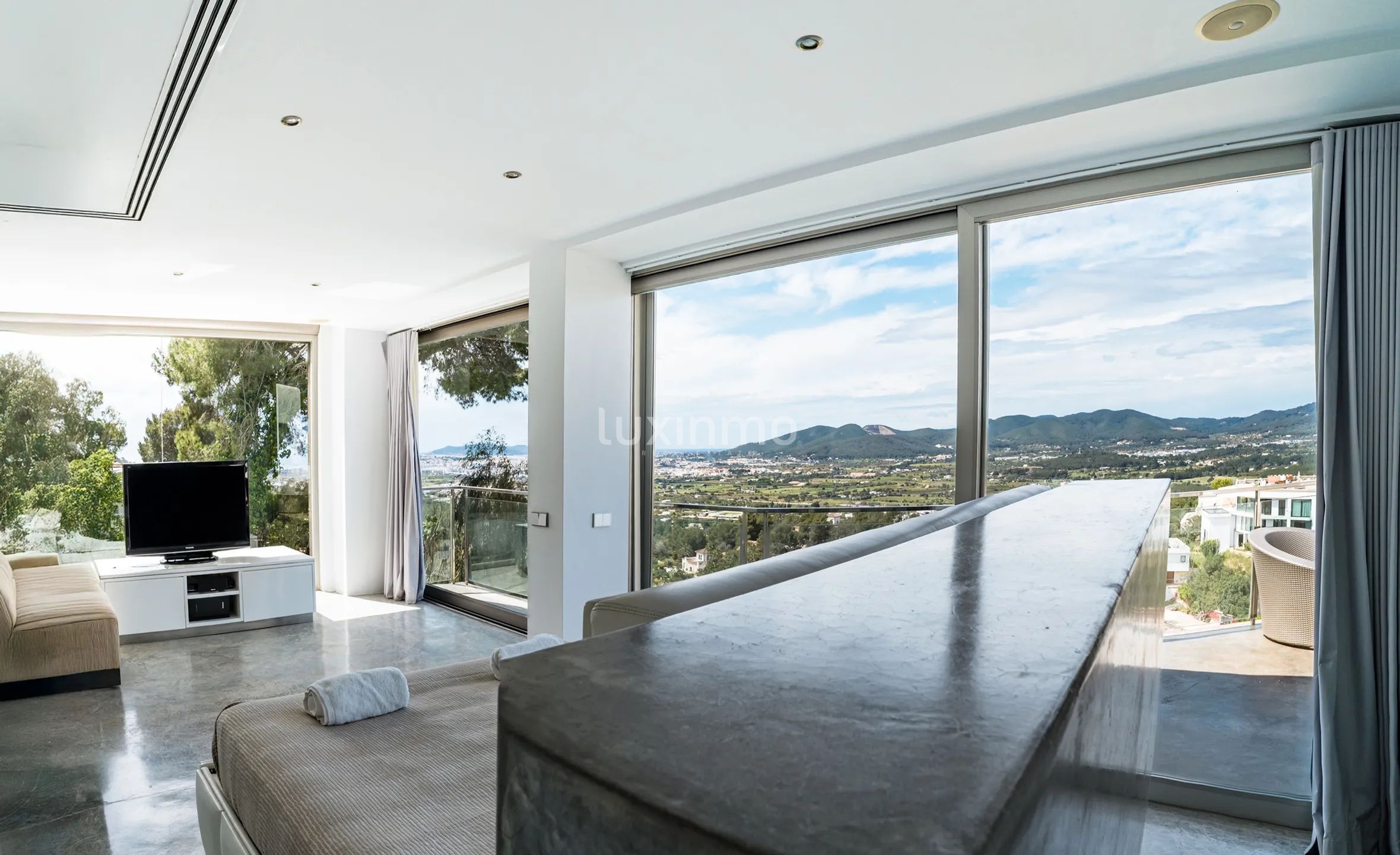 Modern Villa in Secure Urbanization, Can Furnet, Ibiza — photo 55
