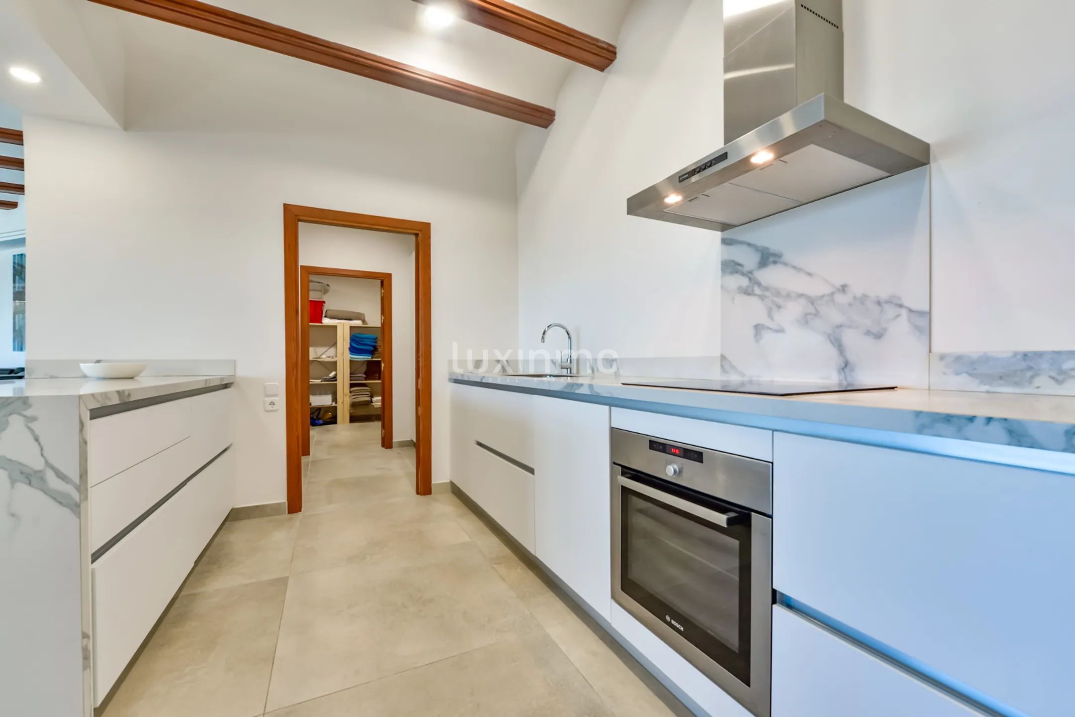 Atemberaubende 8-Schlafzimmer-Villa mit Meerblick in Sierra Altea — photo 11