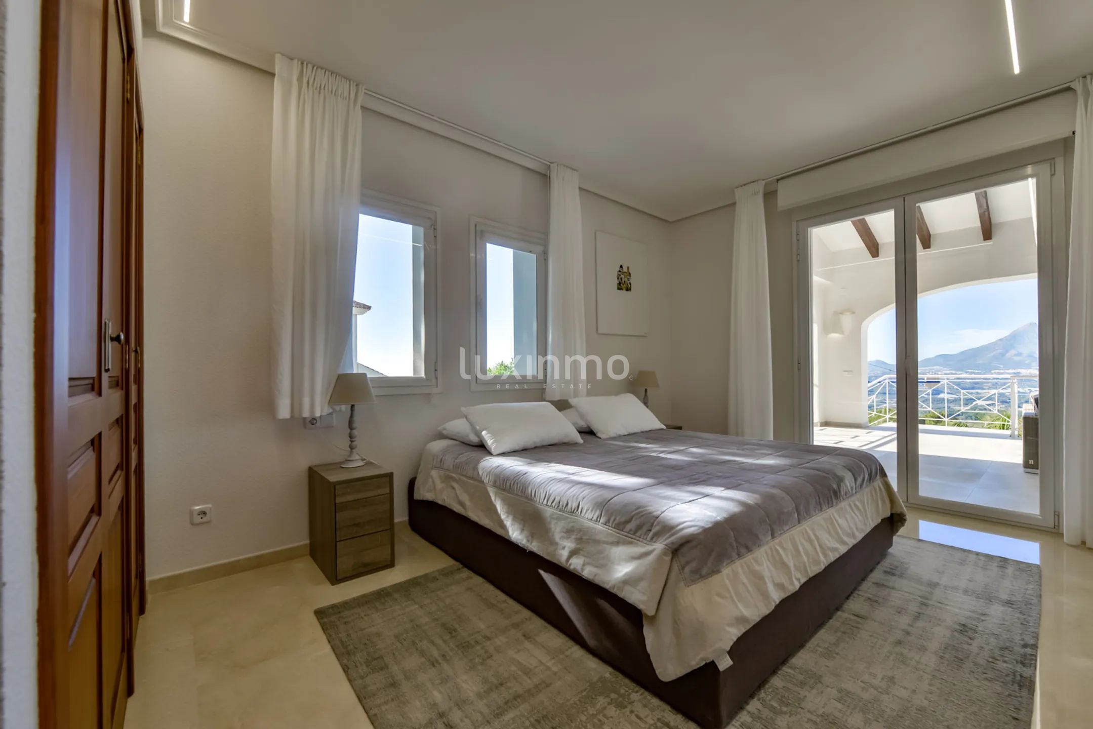 Atemberaubende 8-Schlafzimmer-Villa mit Meerblick in Sierra Altea — photo 55