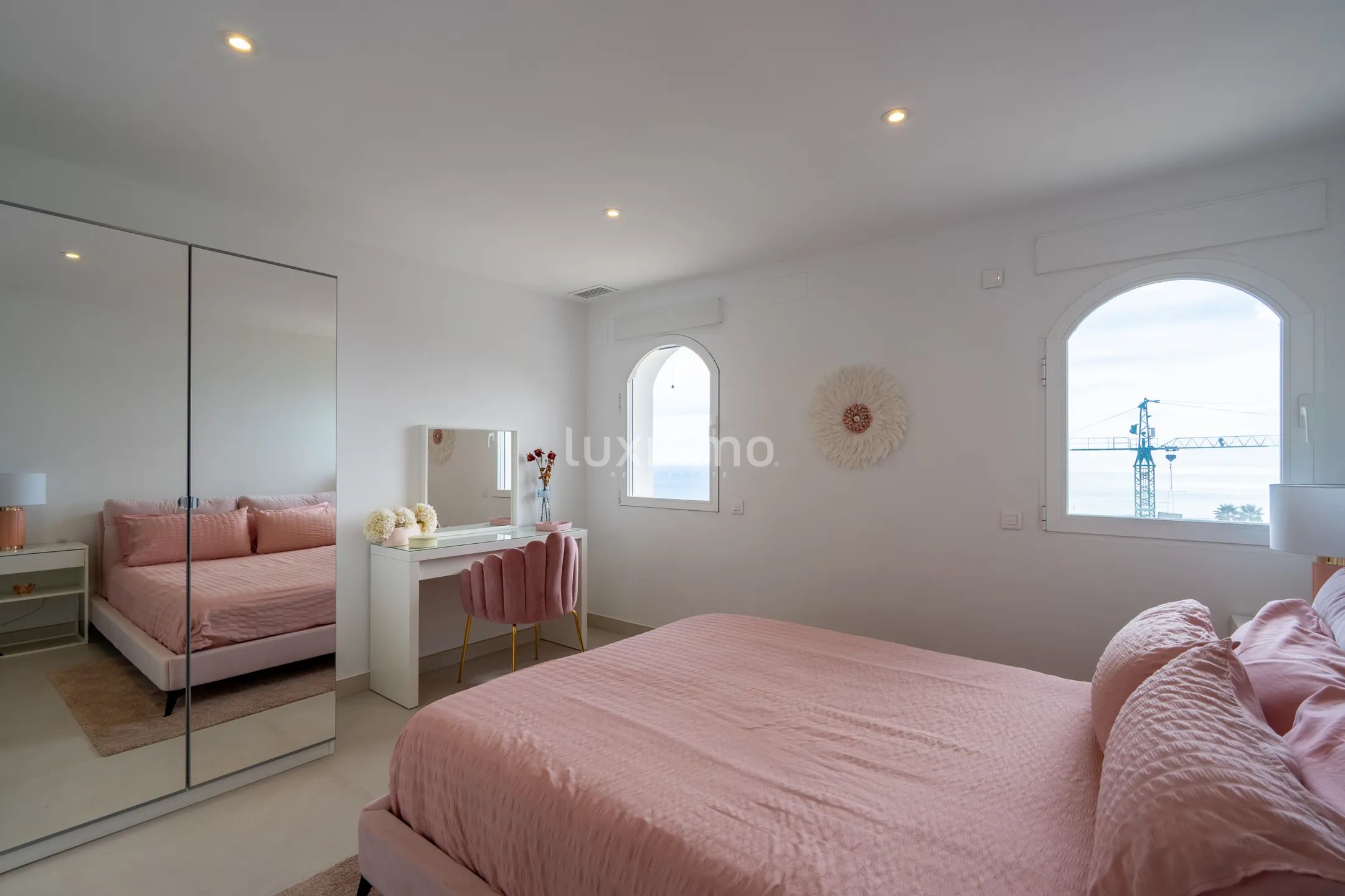 Villa with spectacular sea views for rent in Altea Hills — photo 43