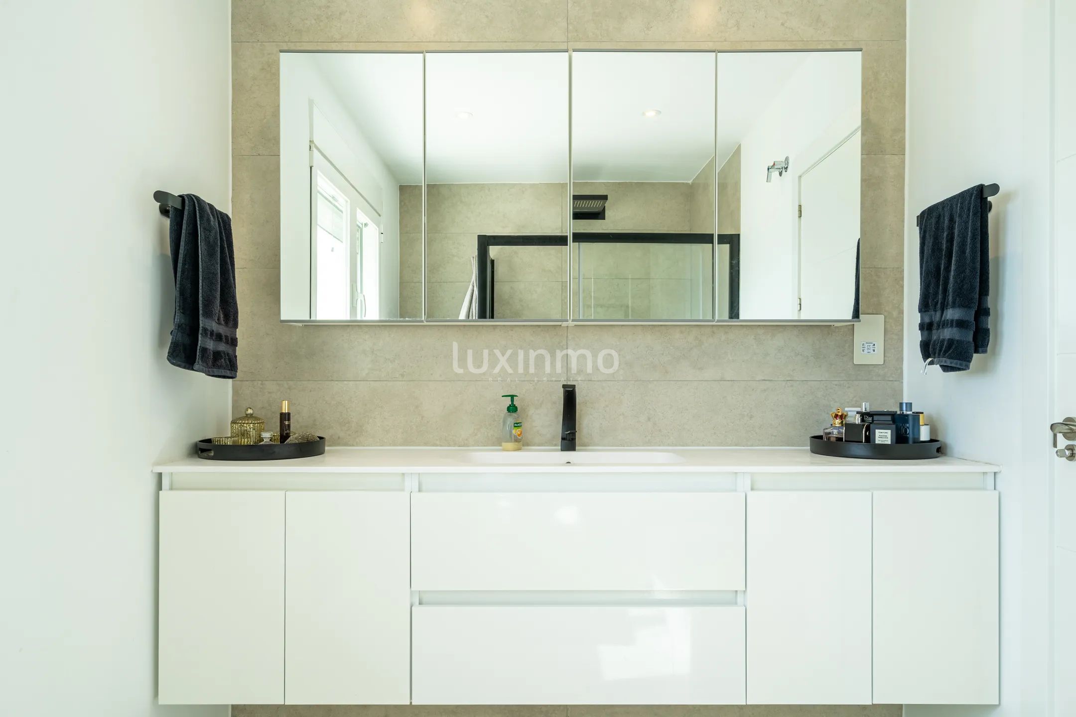 Villa with spectacular sea views for rent in Altea Hills — photo 34