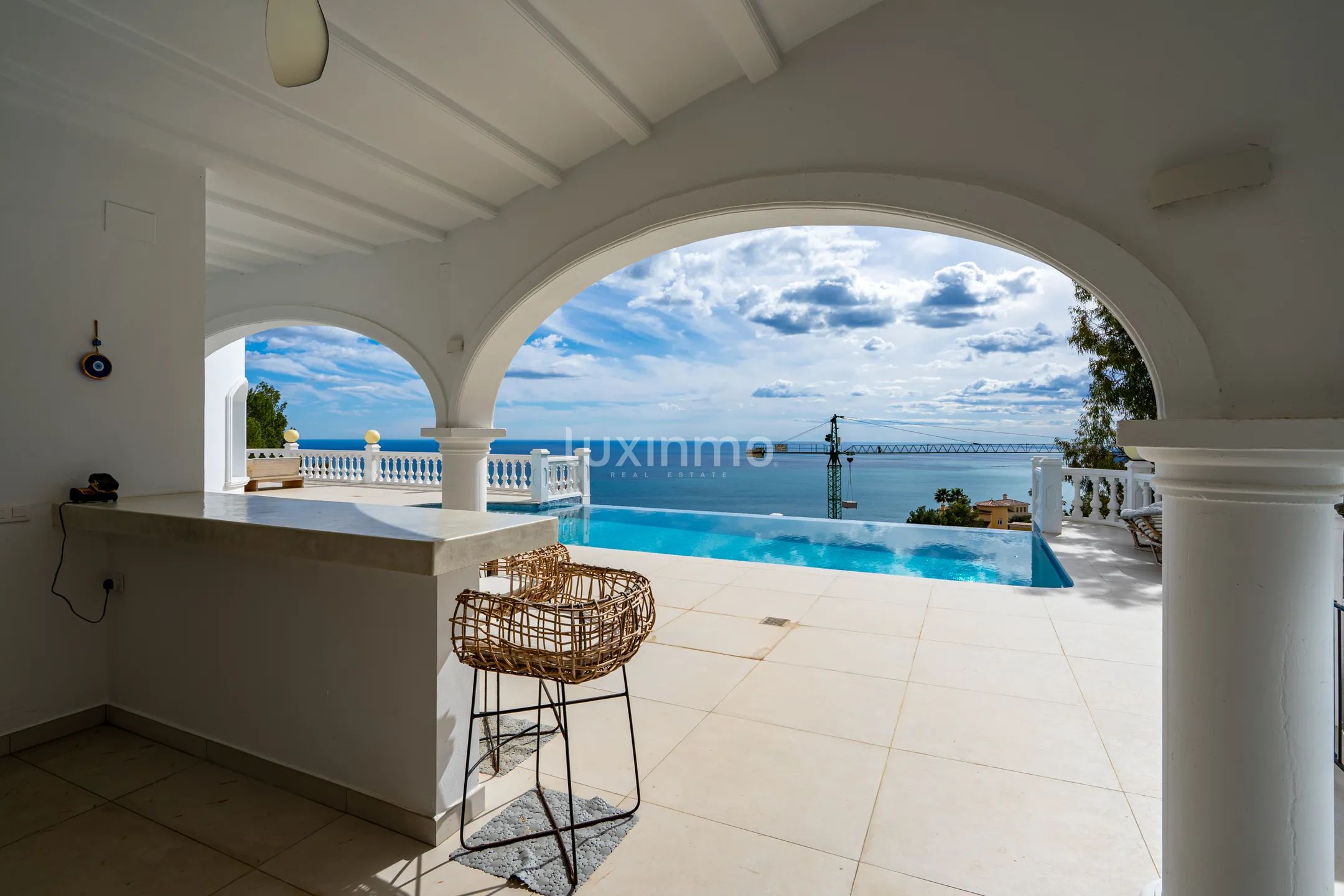 Villa mit spektakulärem Meerblick in Altea Hills zu vermieten — photo 4