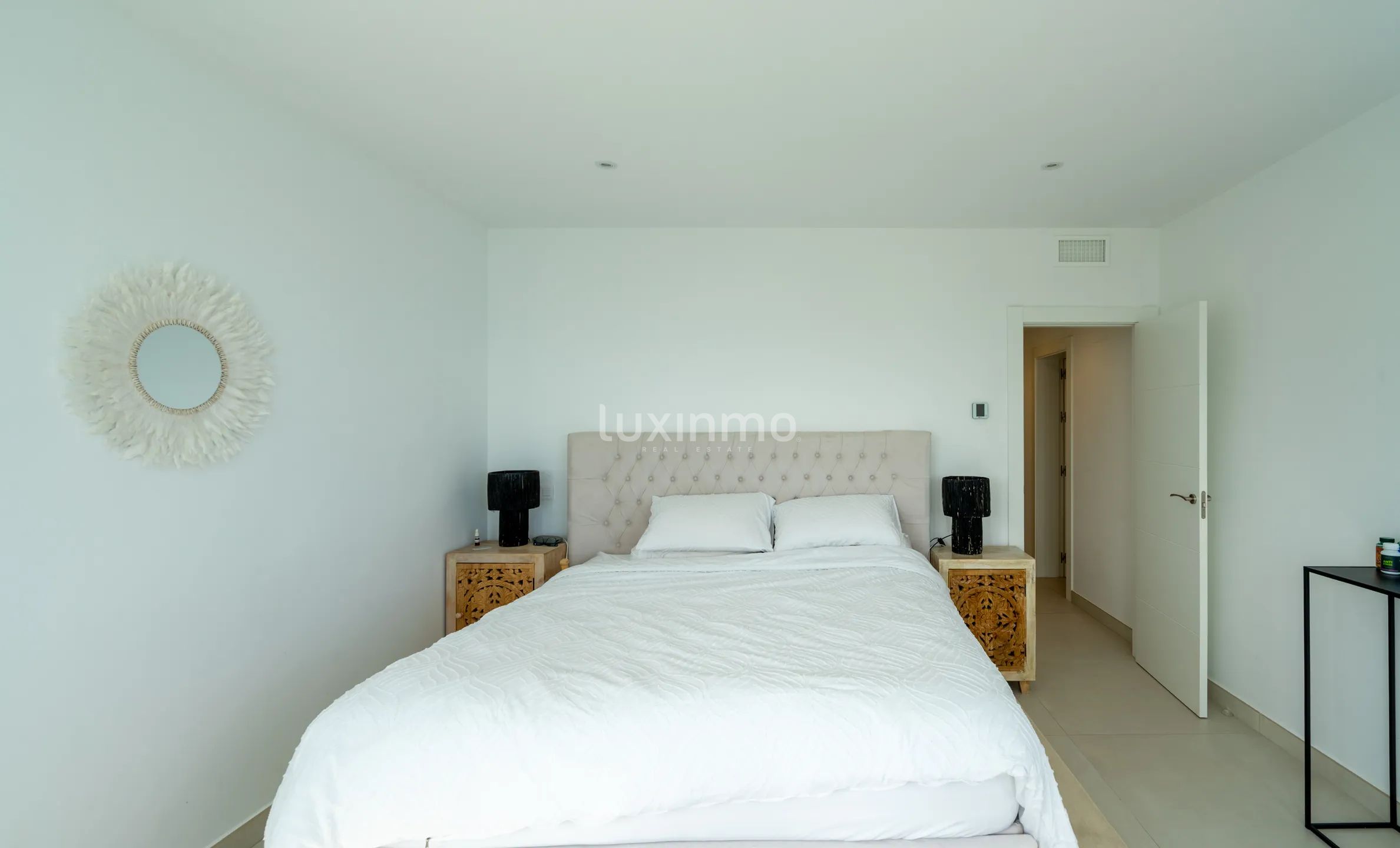 Villa with spectacular sea views for rent in Altea Hills — photo 23