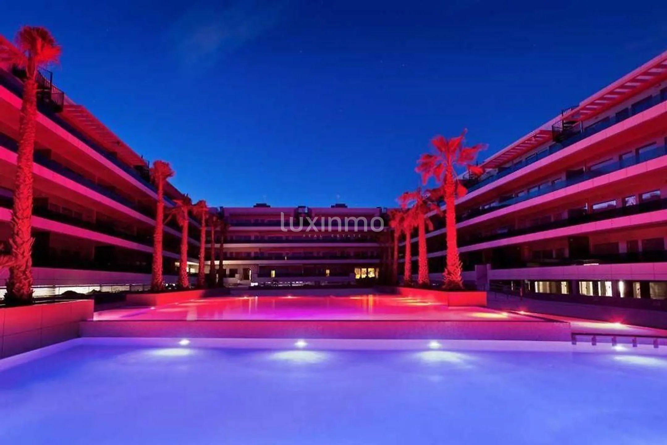Luxurious Frontline Penthouse in Royal Beach Building — photo 5