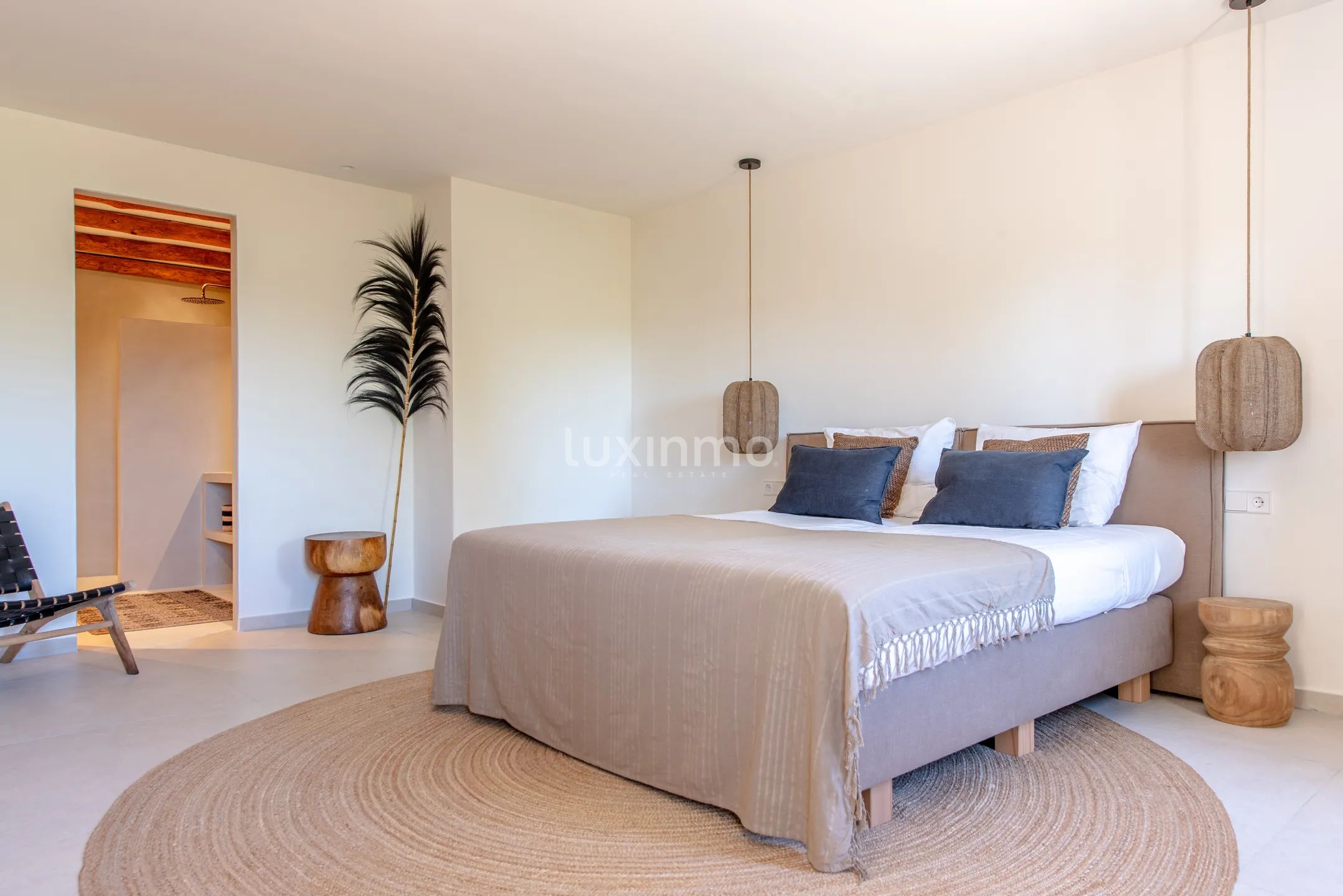 Stunning  Mediterranean  House with Sea & Mountain Views in Sant Agustí — photo 13