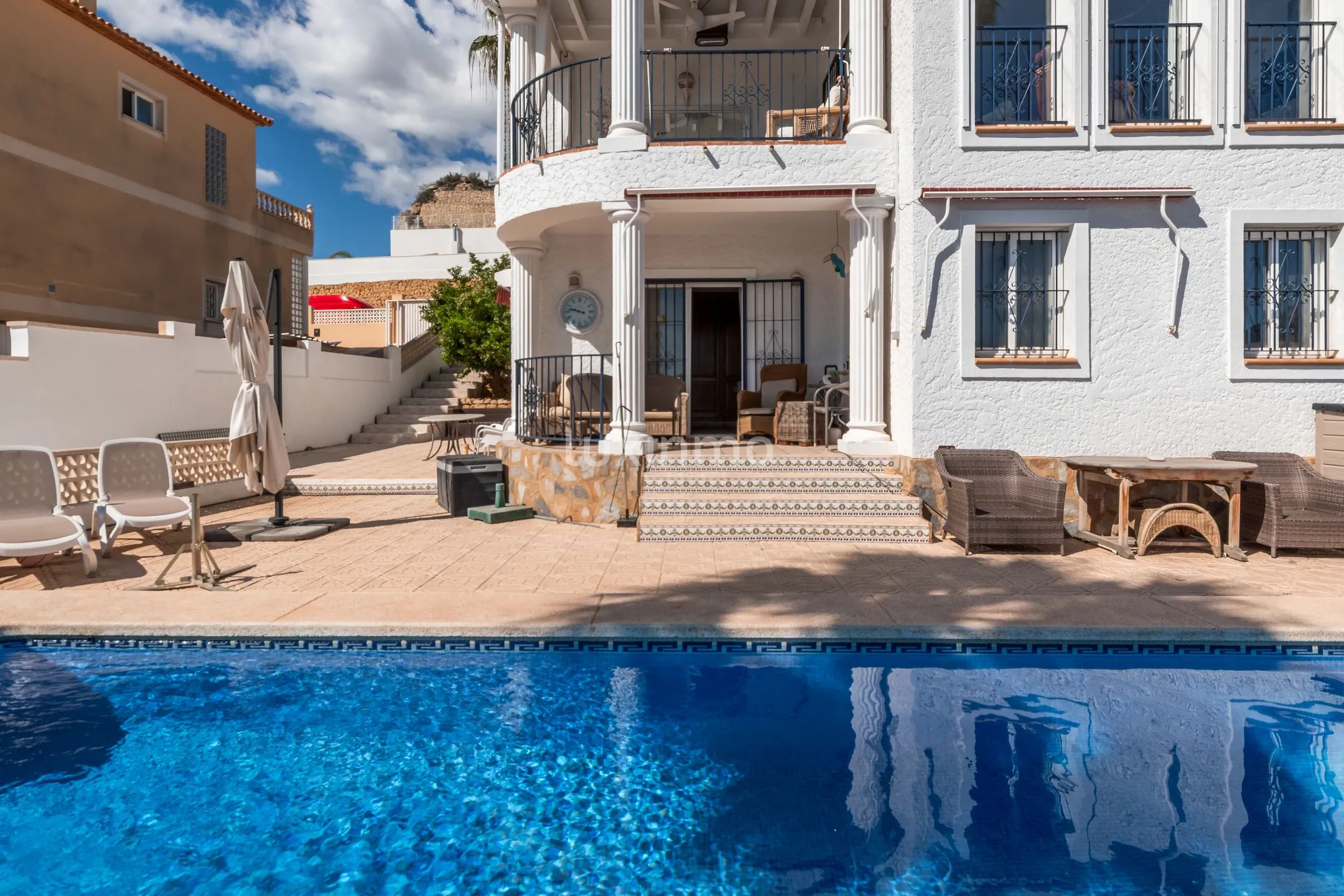 Impresionante villa con vistas al mar y montaña La Nucia — photo 10