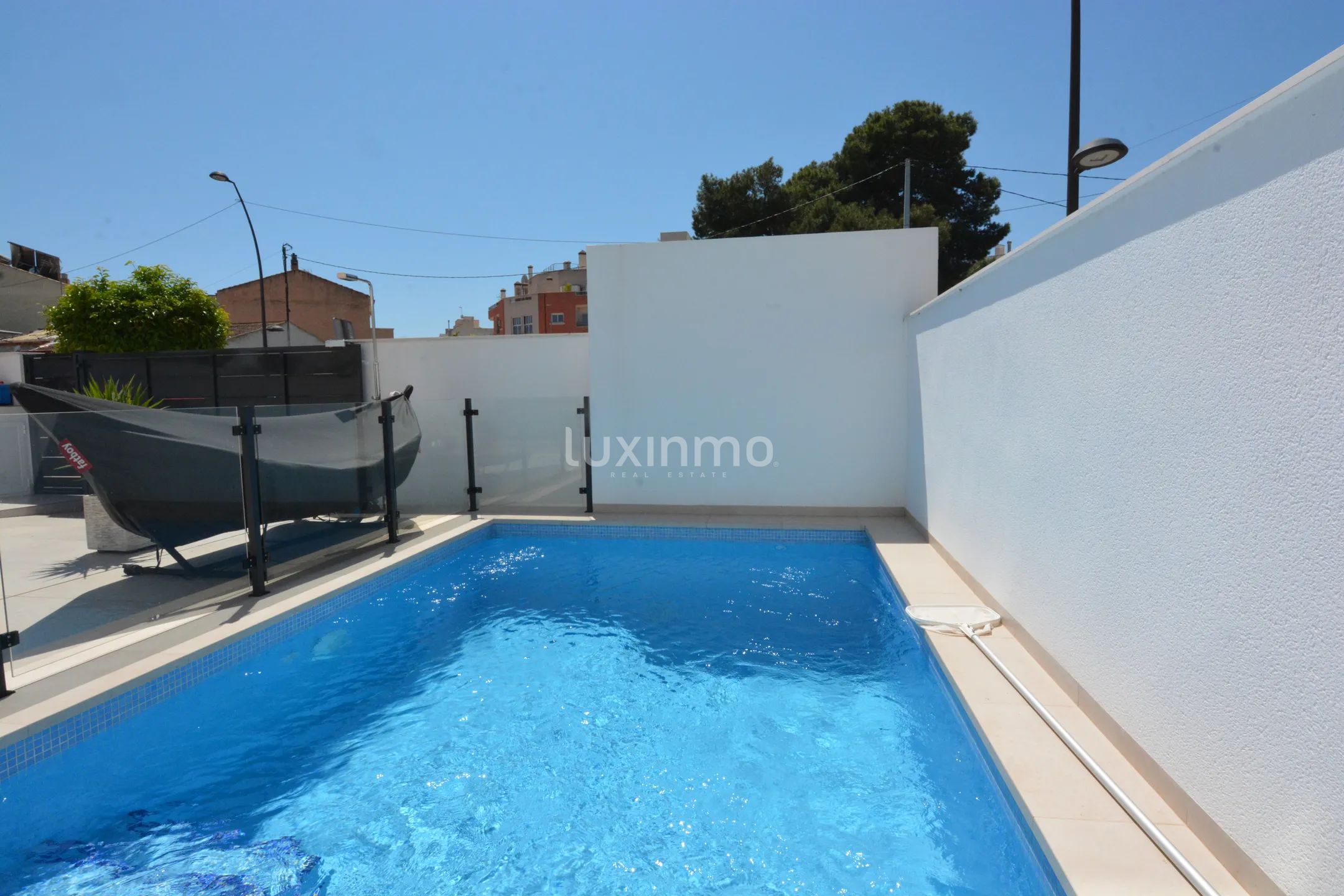 Charming 3-Bedroom Detached House with Pool in Formentera del Segura — photo 15