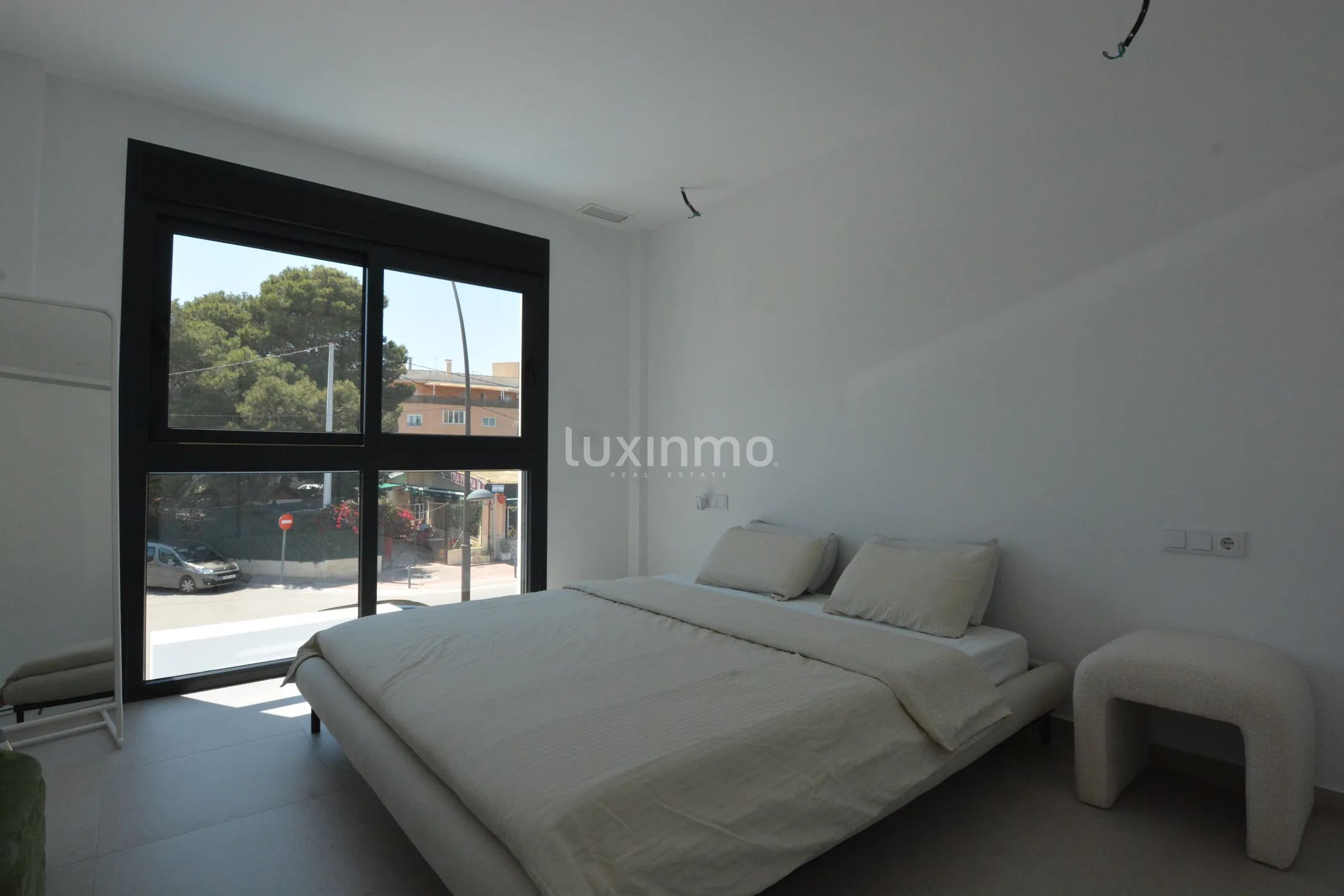 Charming 3-Bedroom Detached House with Pool in Formentera del Segura — photo 12