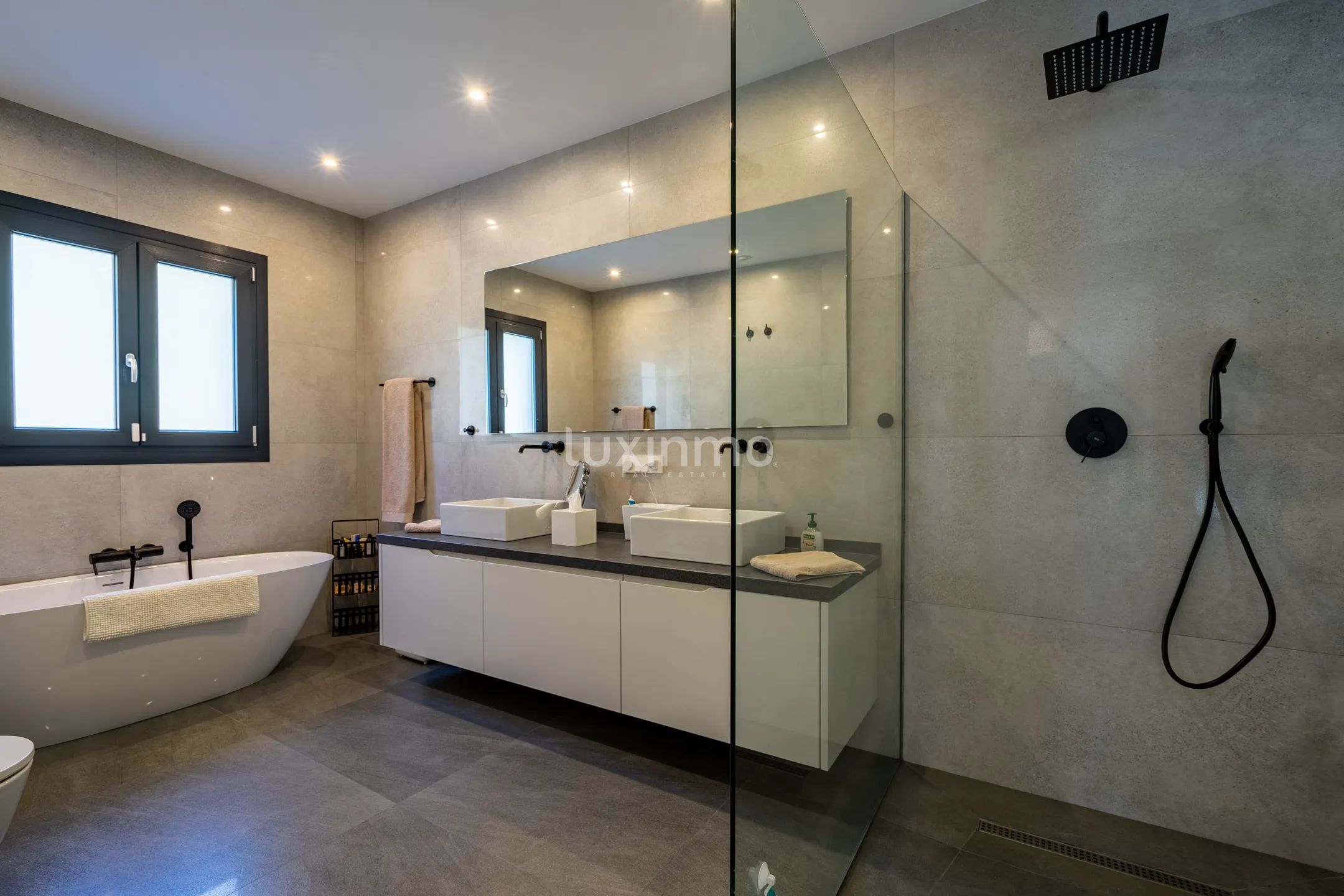 Fantastiskt fristående hus med 4 sovrum och privat pool i Jávea — photo 23