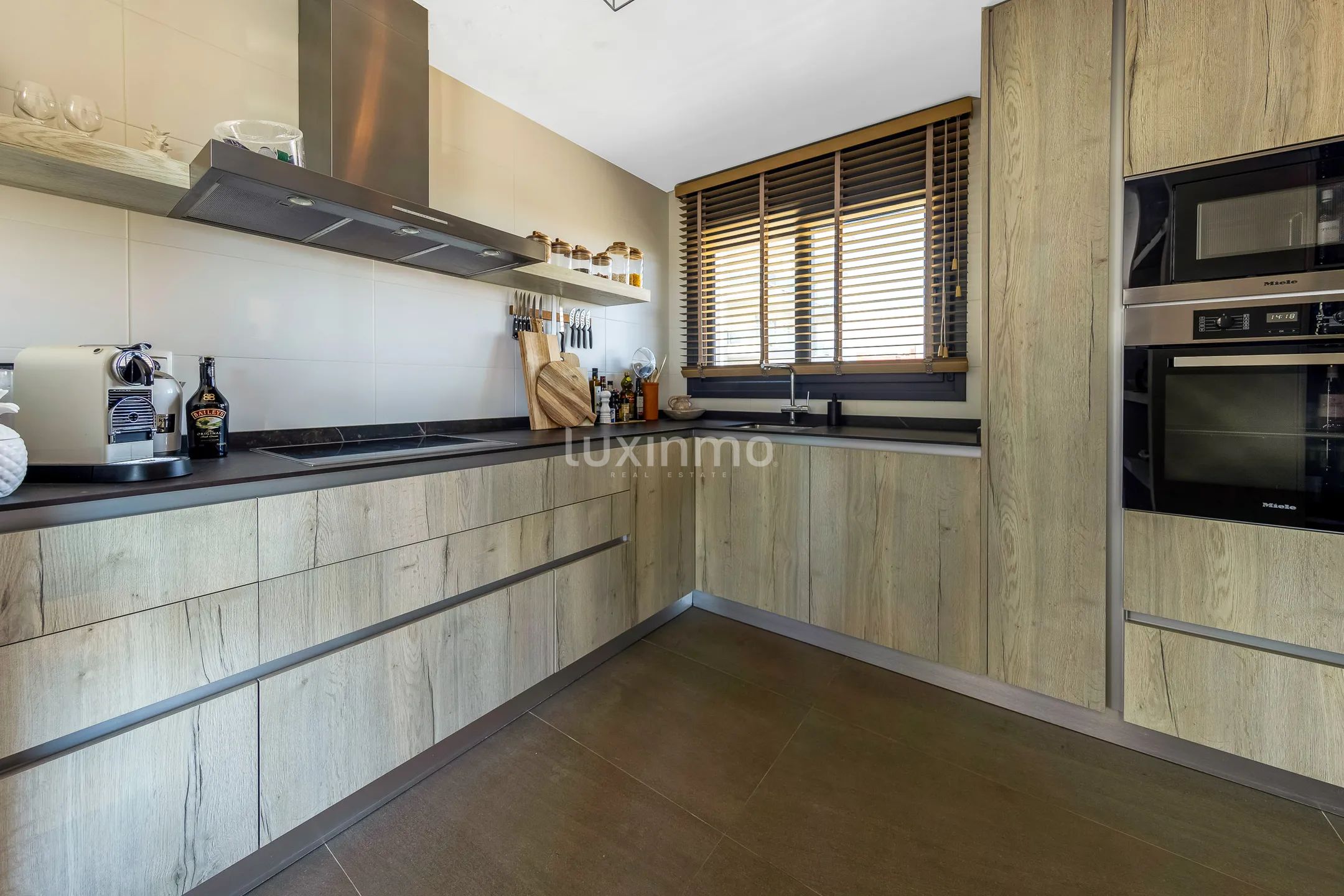 Front line sea duplex Penthouse in Guardamar for sale — photo 22