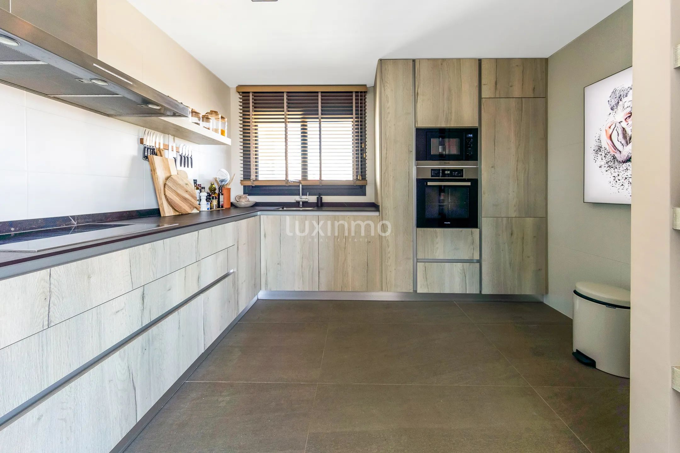 Front line sea duplex Penthouse in Guardamar for sale — photo 21