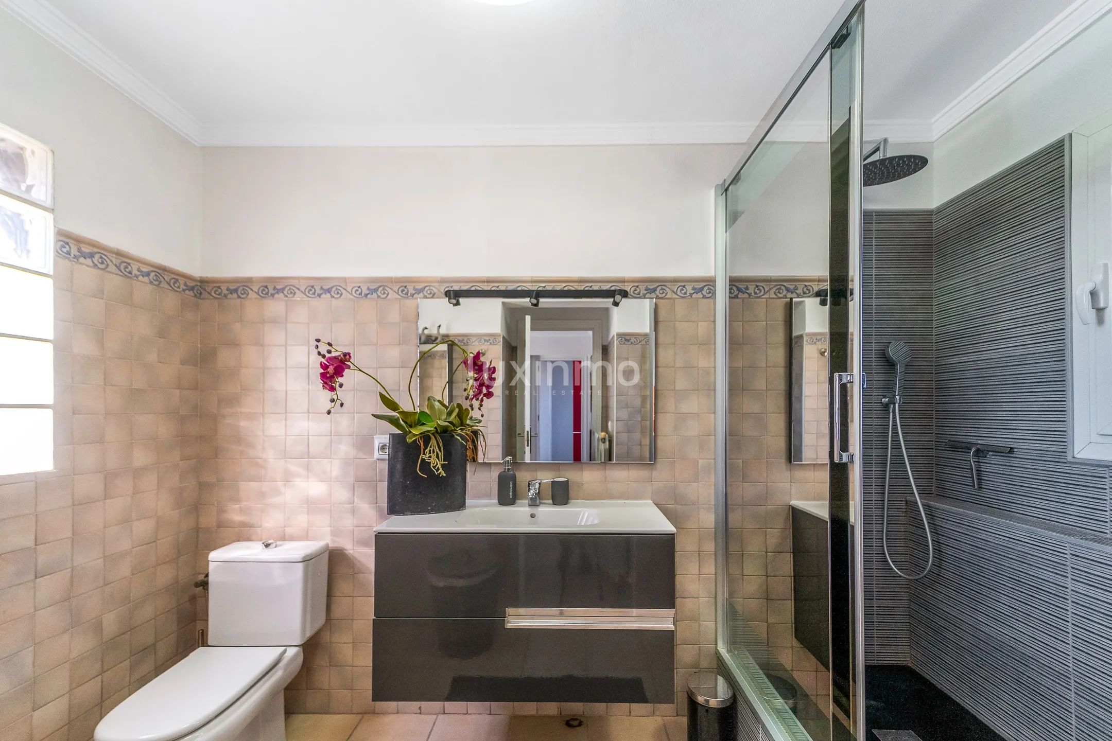 Panoramablick auf das Meer und die Berge - volle Privatsphäre — photo 25