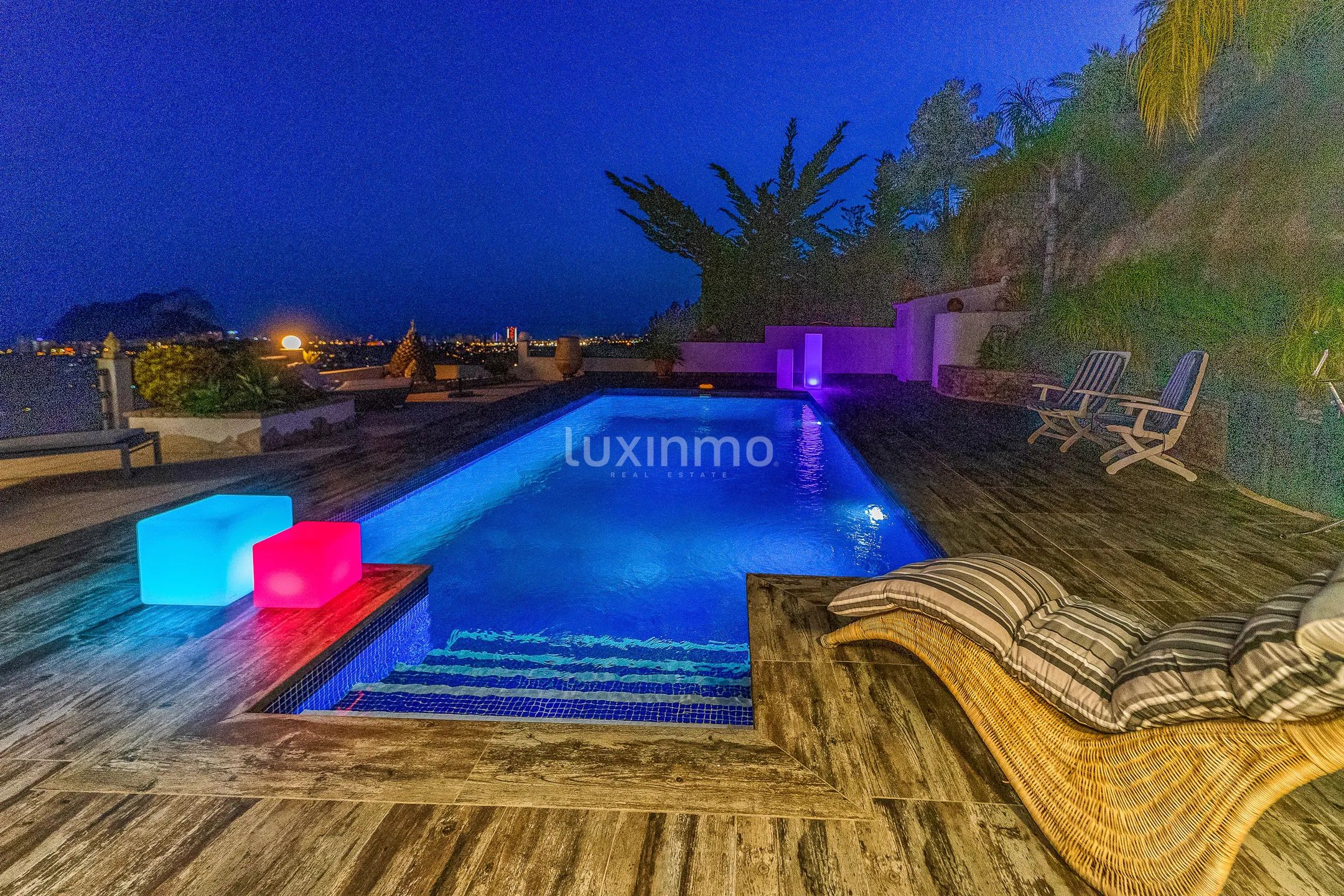 Panoramablick auf das Meer und die Berge - volle Privatsphäre — photo 50