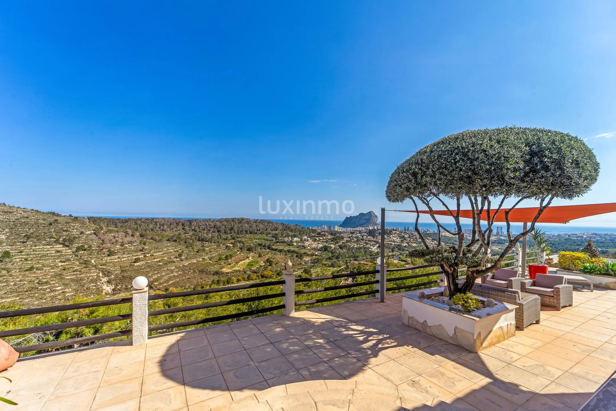 Panoramic views to the sea and mountains- full privacy — photo 9