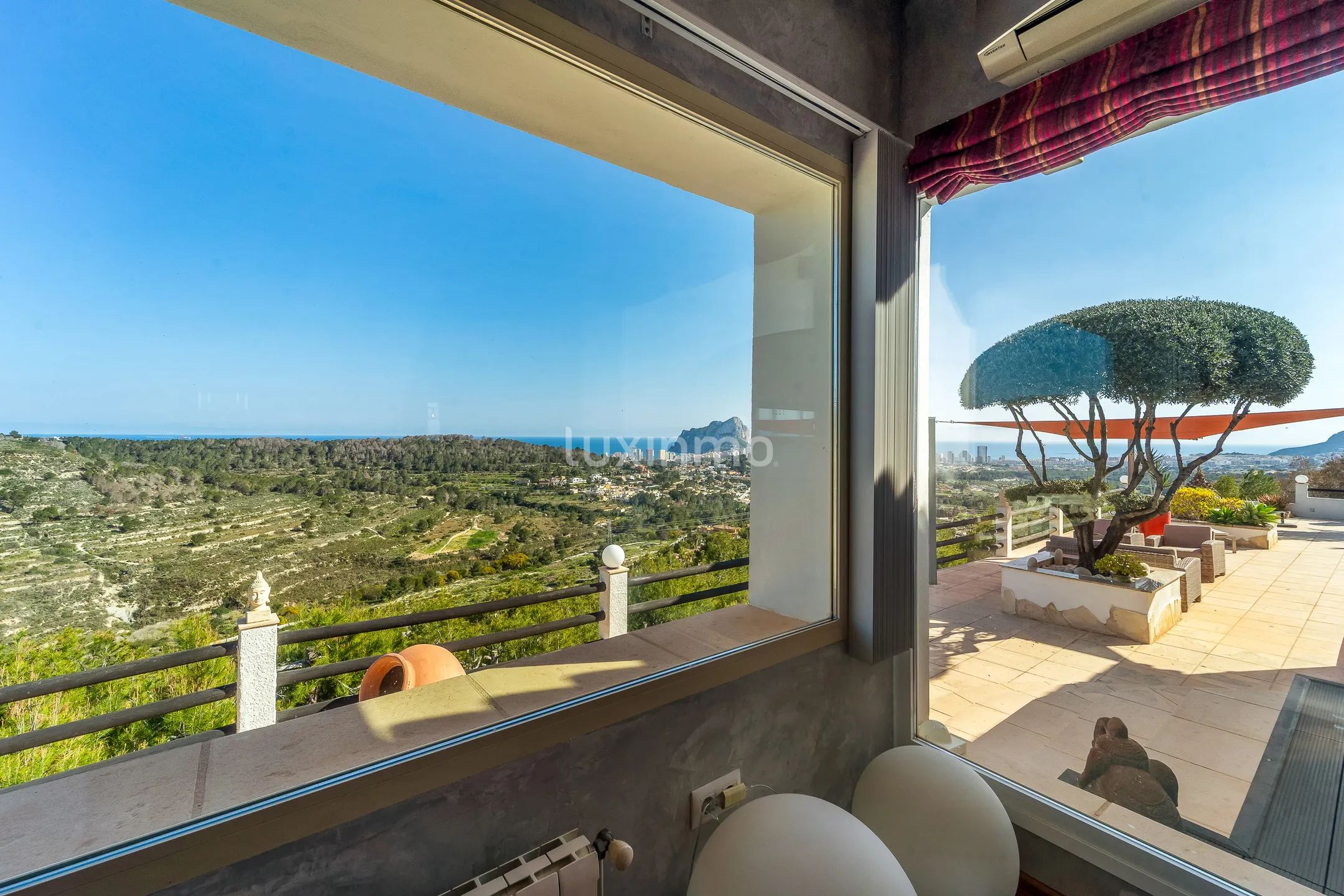 Panoramablick auf das Meer und die Berge - volle Privatsphäre — photo 12