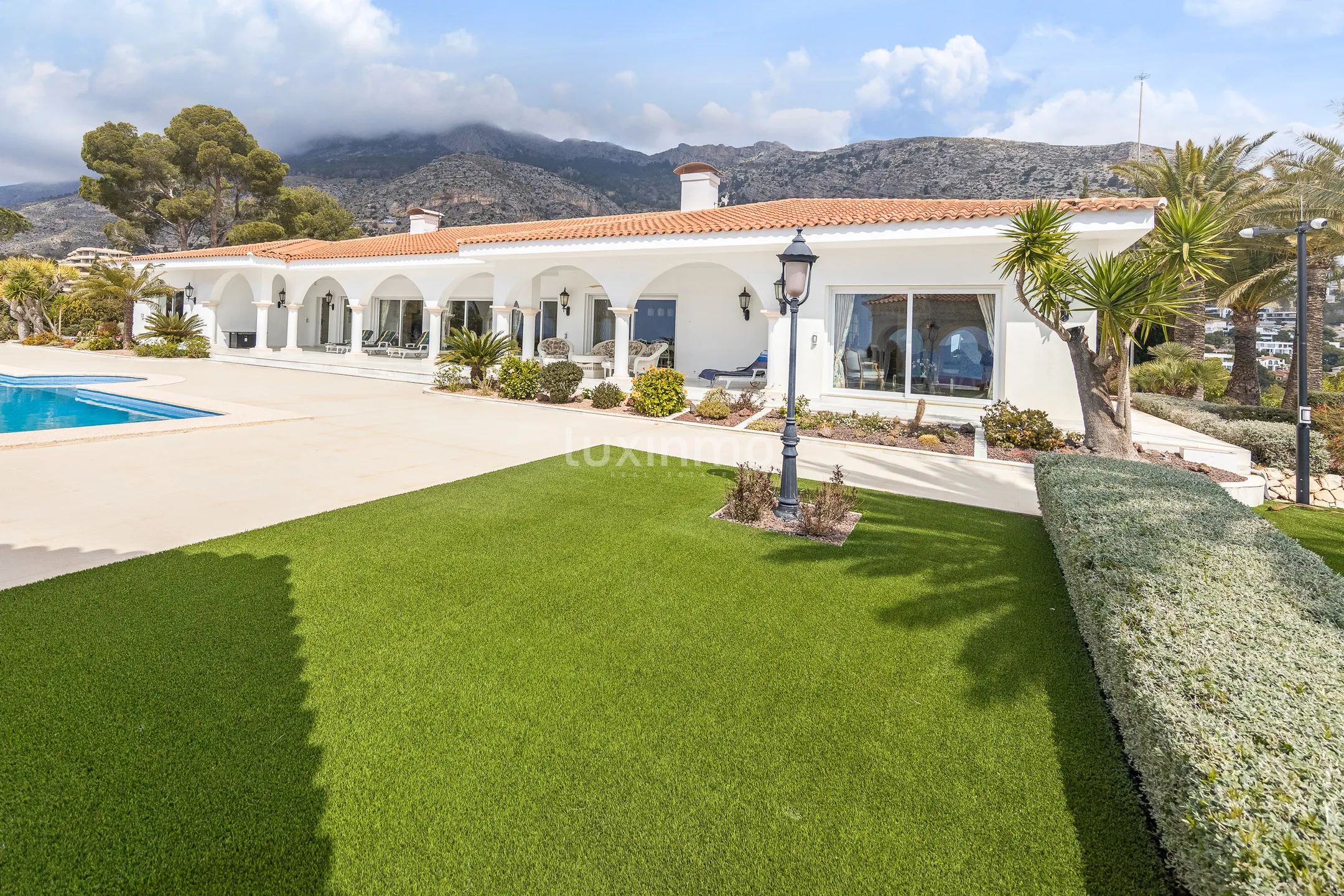 Off-market property