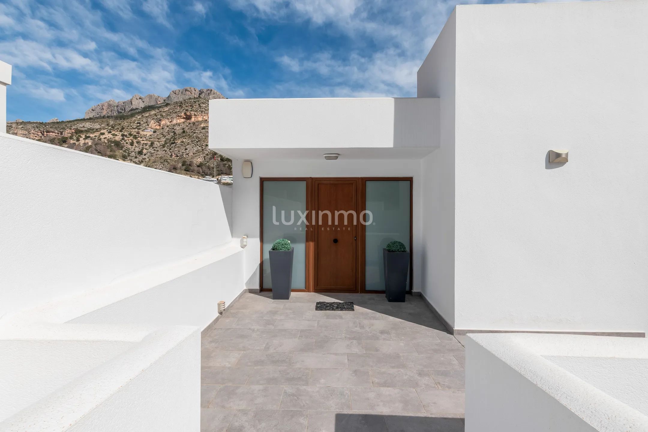 willa z pięknym widokiem na przyrodę — photo 39