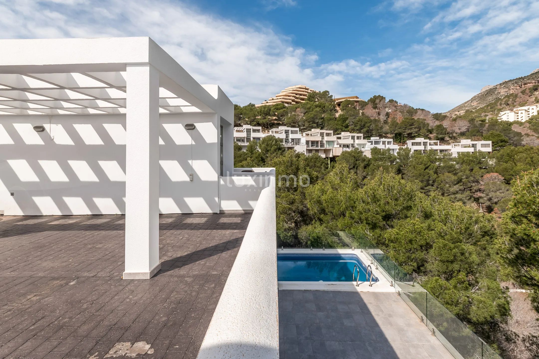 willa z pięknym widokiem na przyrodę — photo 37