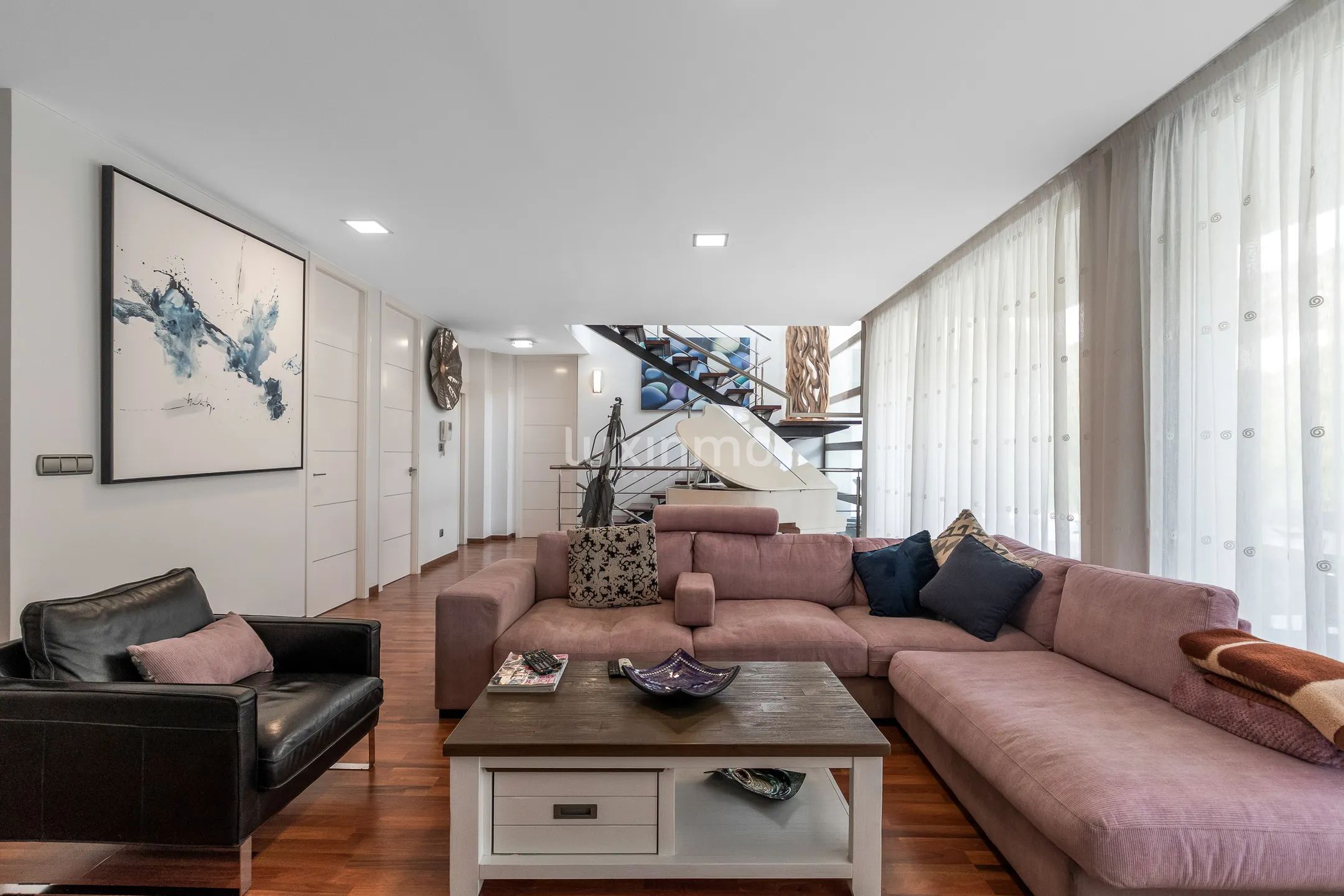 willa z pięknym widokiem na przyrodę — photo 10