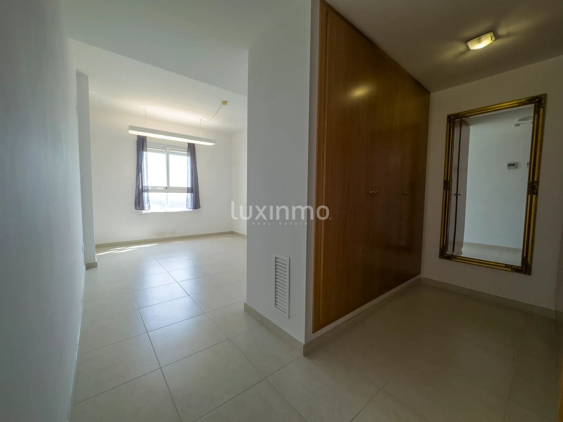 Stunning Rustic Penthouse with Breathtaking Sea and Countryside Views in Pego — photo 17