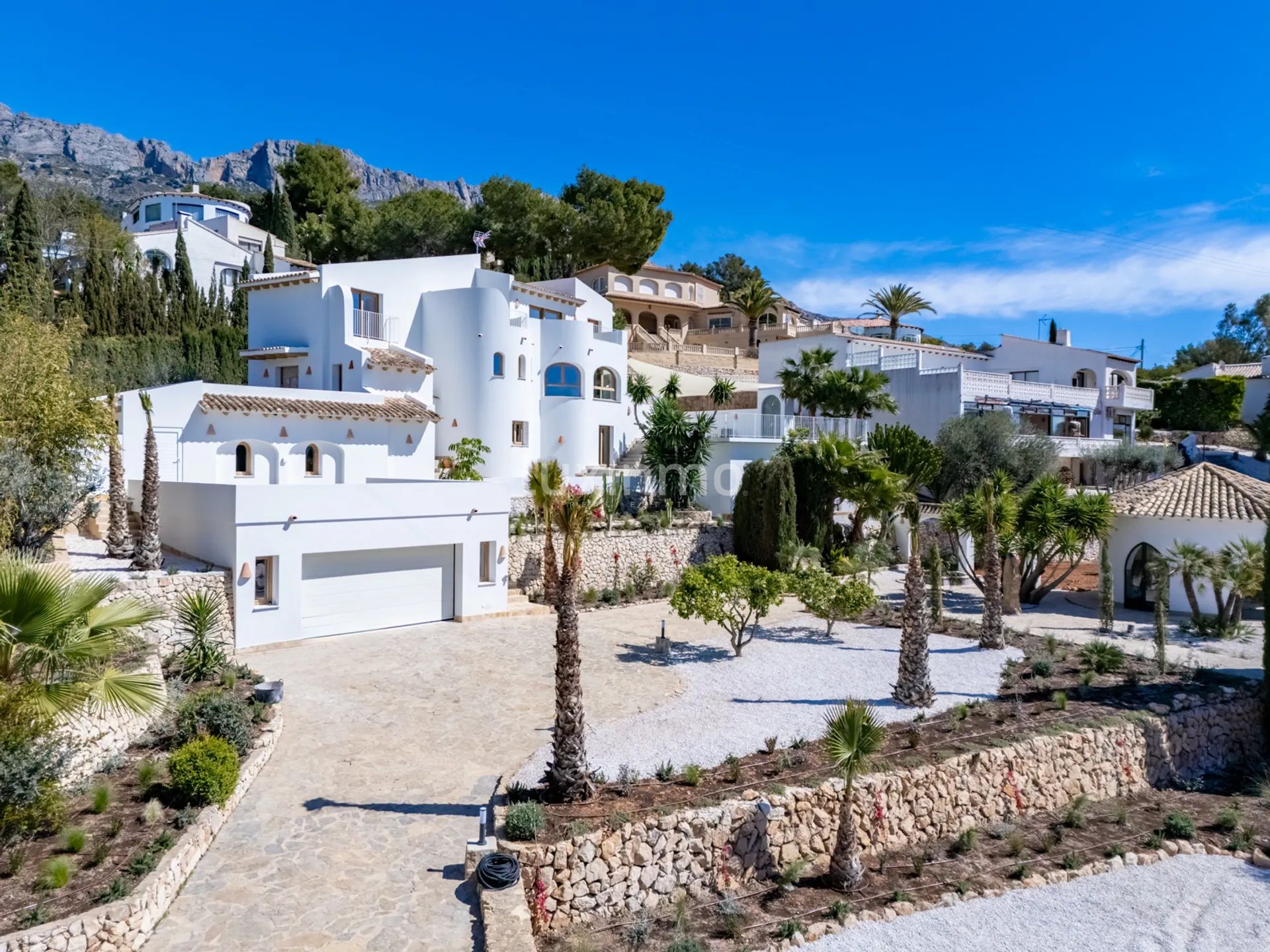 Lyxig villa i medelhavs- och ibizastil i Altea med öppen utsikt — photo 20