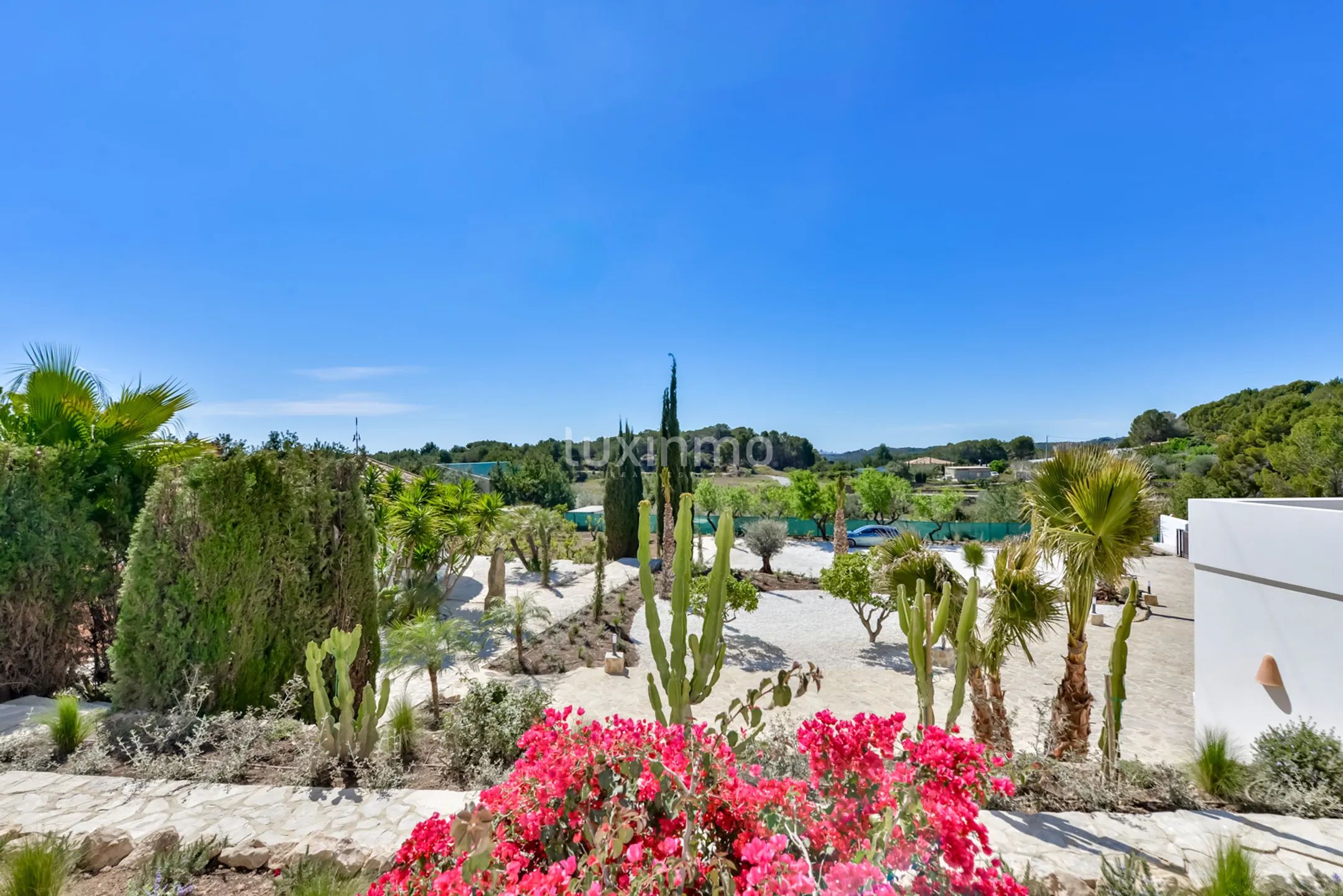 Lyxig villa i medelhavs- och ibizastil i Altea med öppen utsikt — photo 45