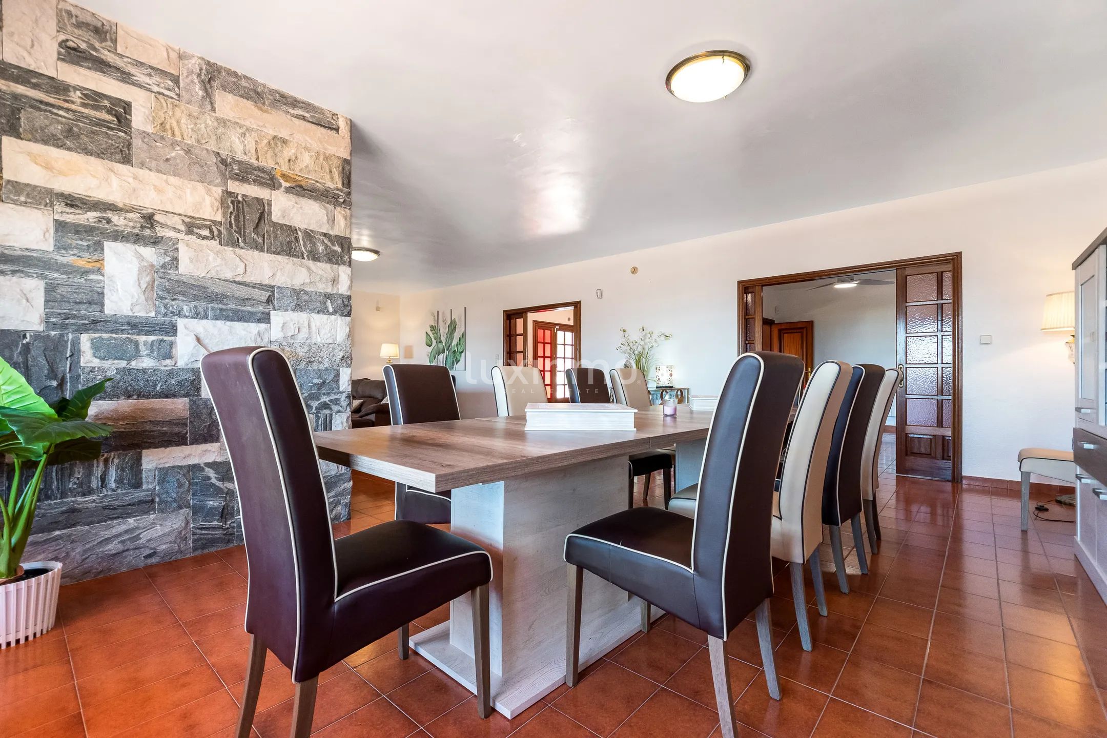 Beautiful house for sale with pool and mountain views — photo 6