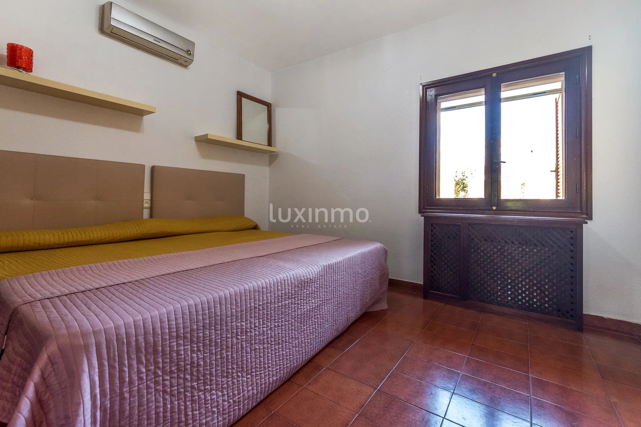 Beautiful house for sale with pool and mountain views — photo 16