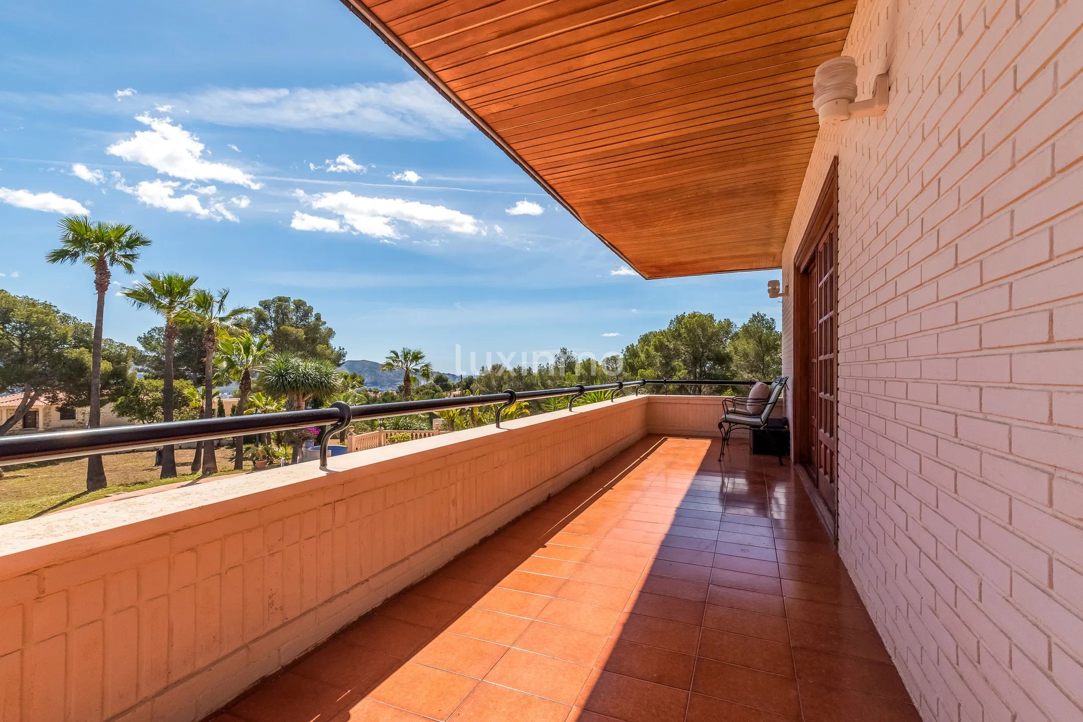 Beautiful house for sale with pool and mountain views — photo 24