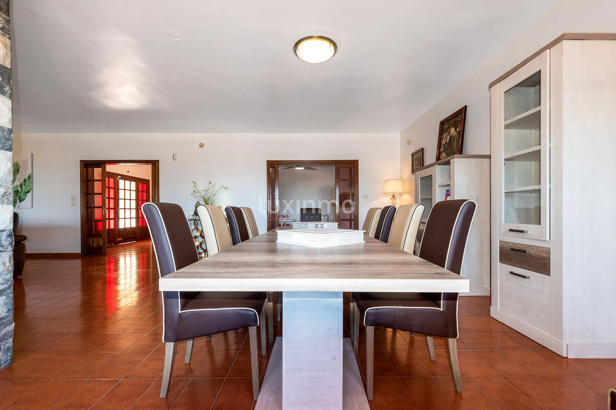 Beautiful house for sale with pool and mountain views — photo 8