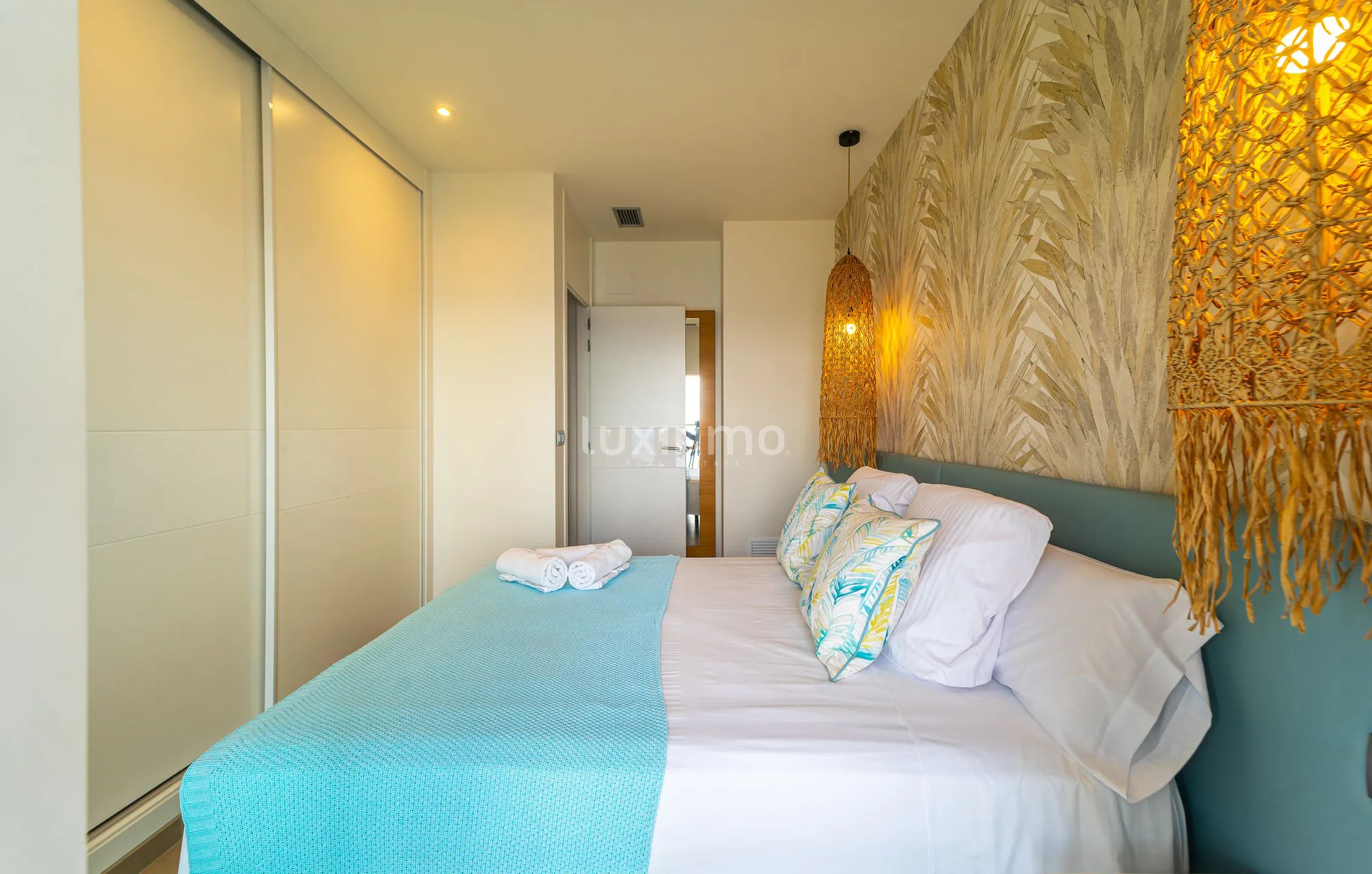 Geweldig appartement met prachtig uitzicht op zee Playa Poniente — photo 13