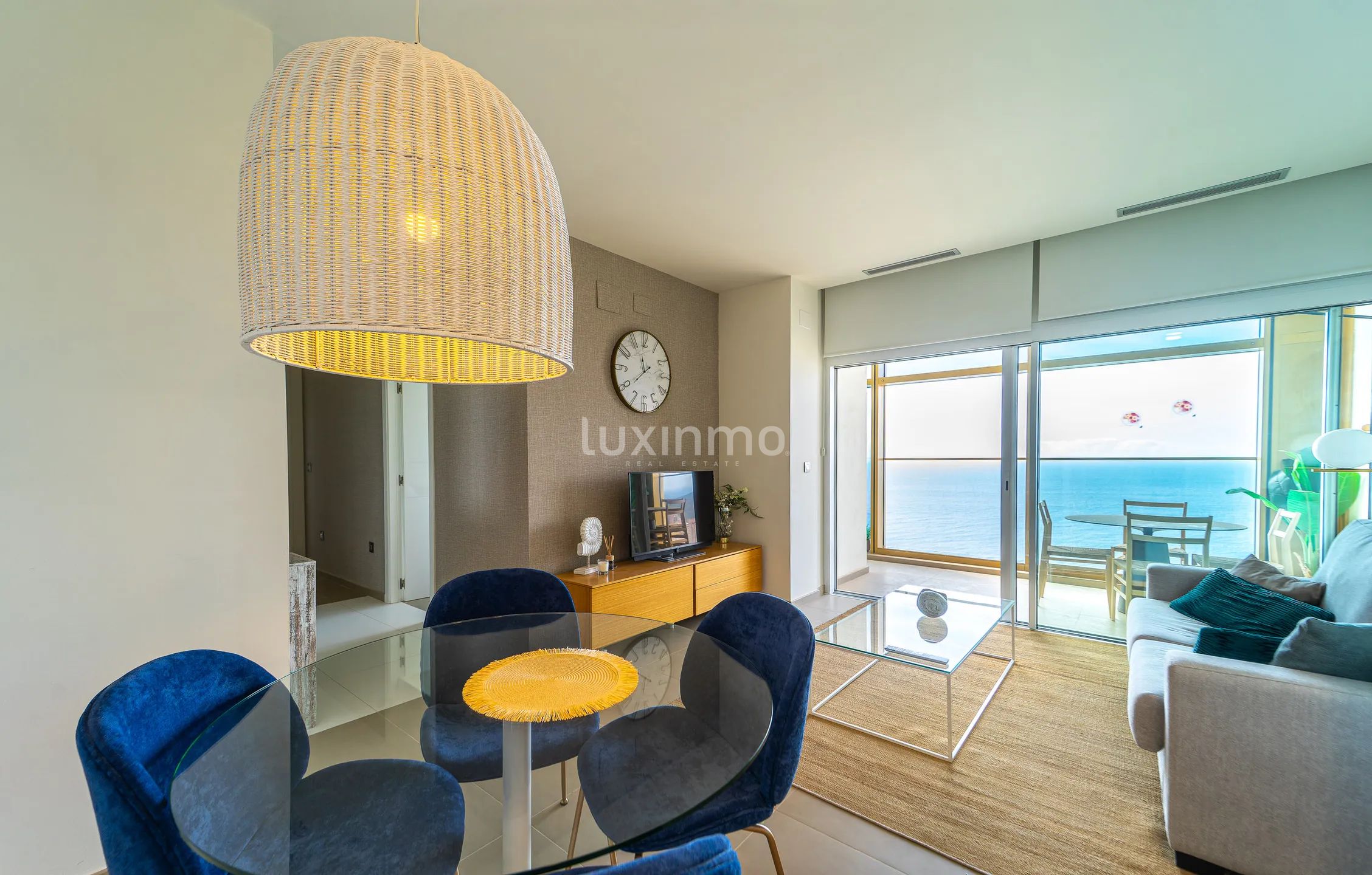 Amazing apartment with beautiful sea views Playa Poniente — photo 3