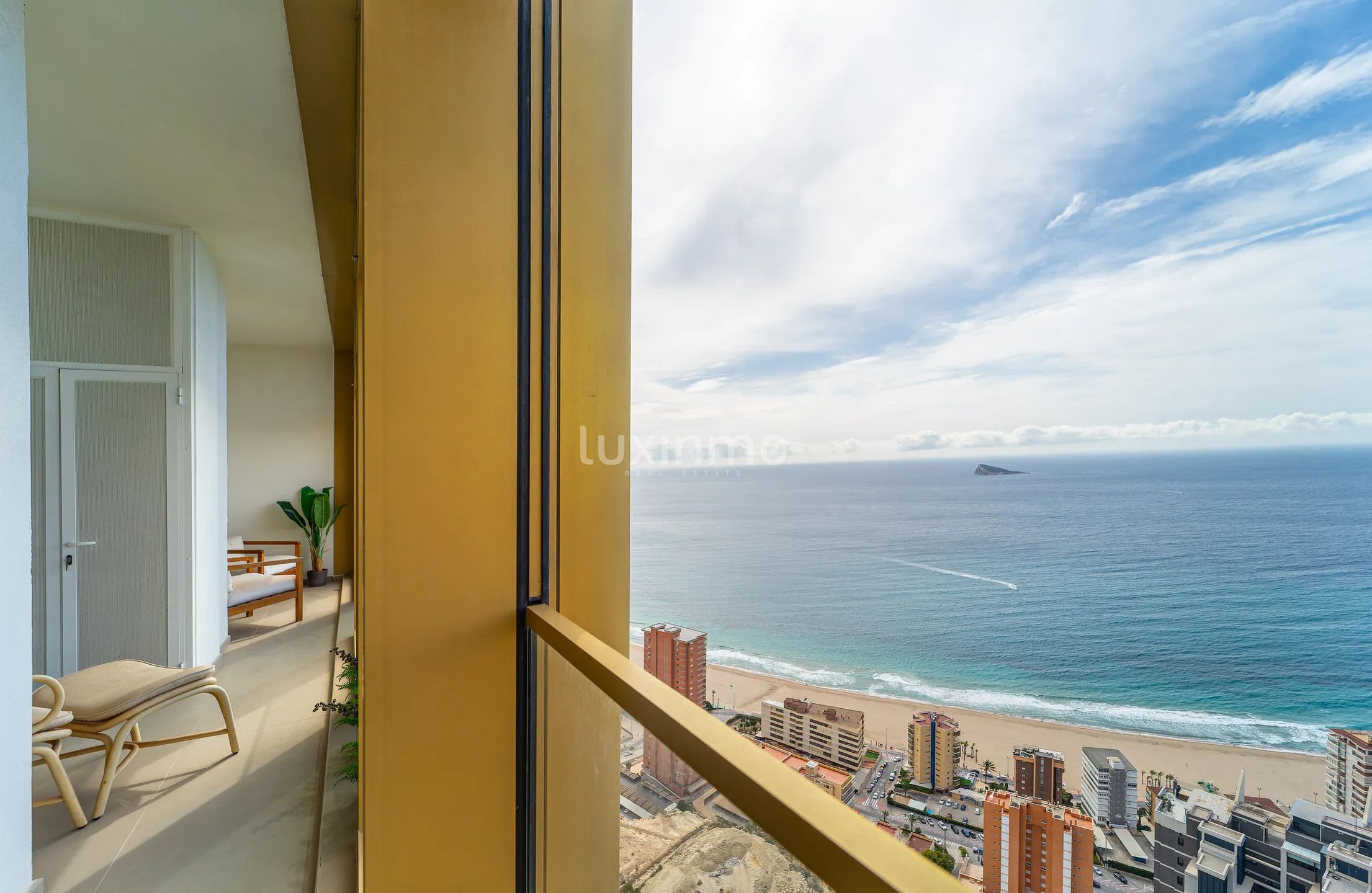 Amazing apartment with beautiful sea views Playa Poniente — photo 12