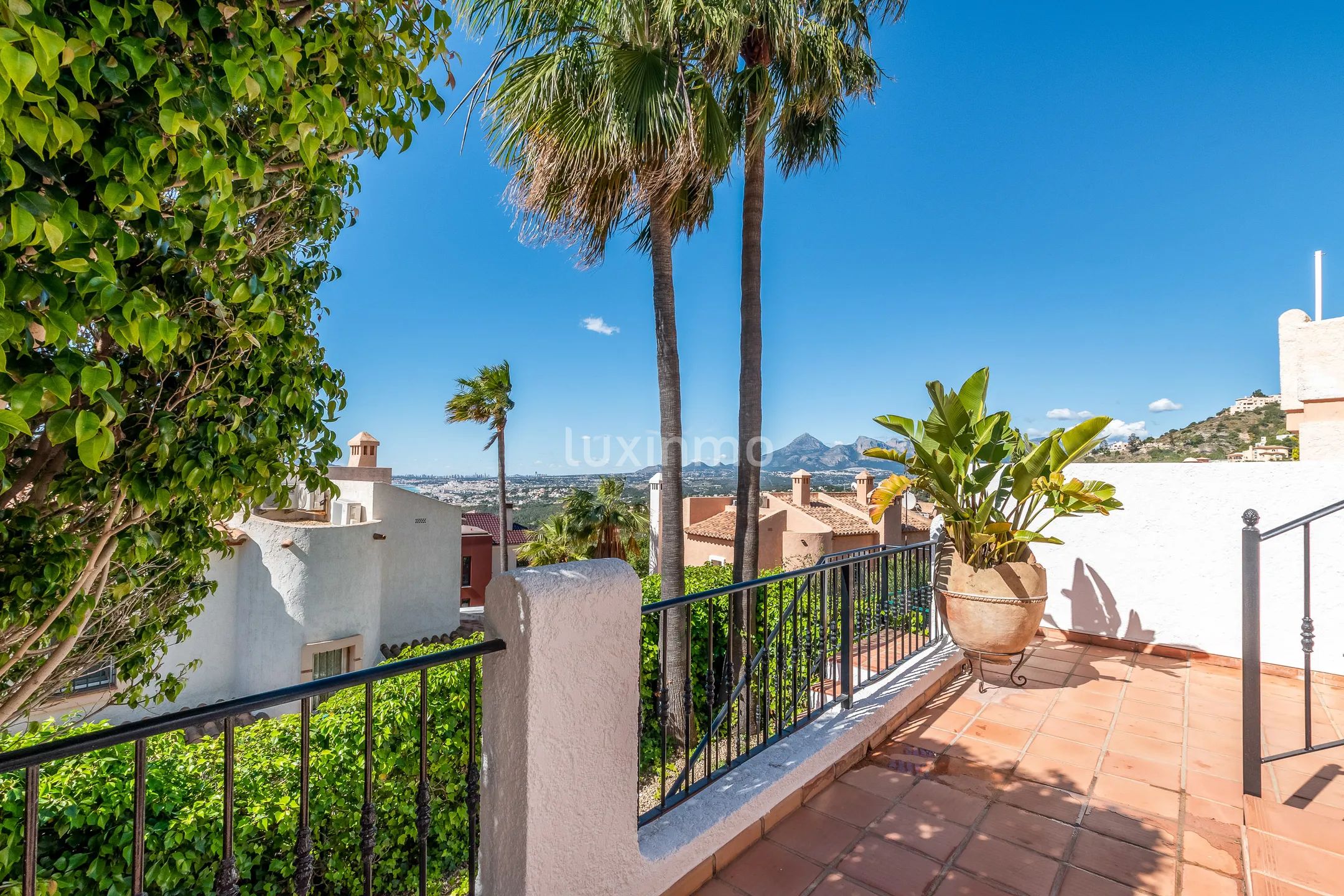 Charmant mediterraan halfvrijstaand huis in Altea Hills, prachtig uitzicht op zee en de bergen — photo 31