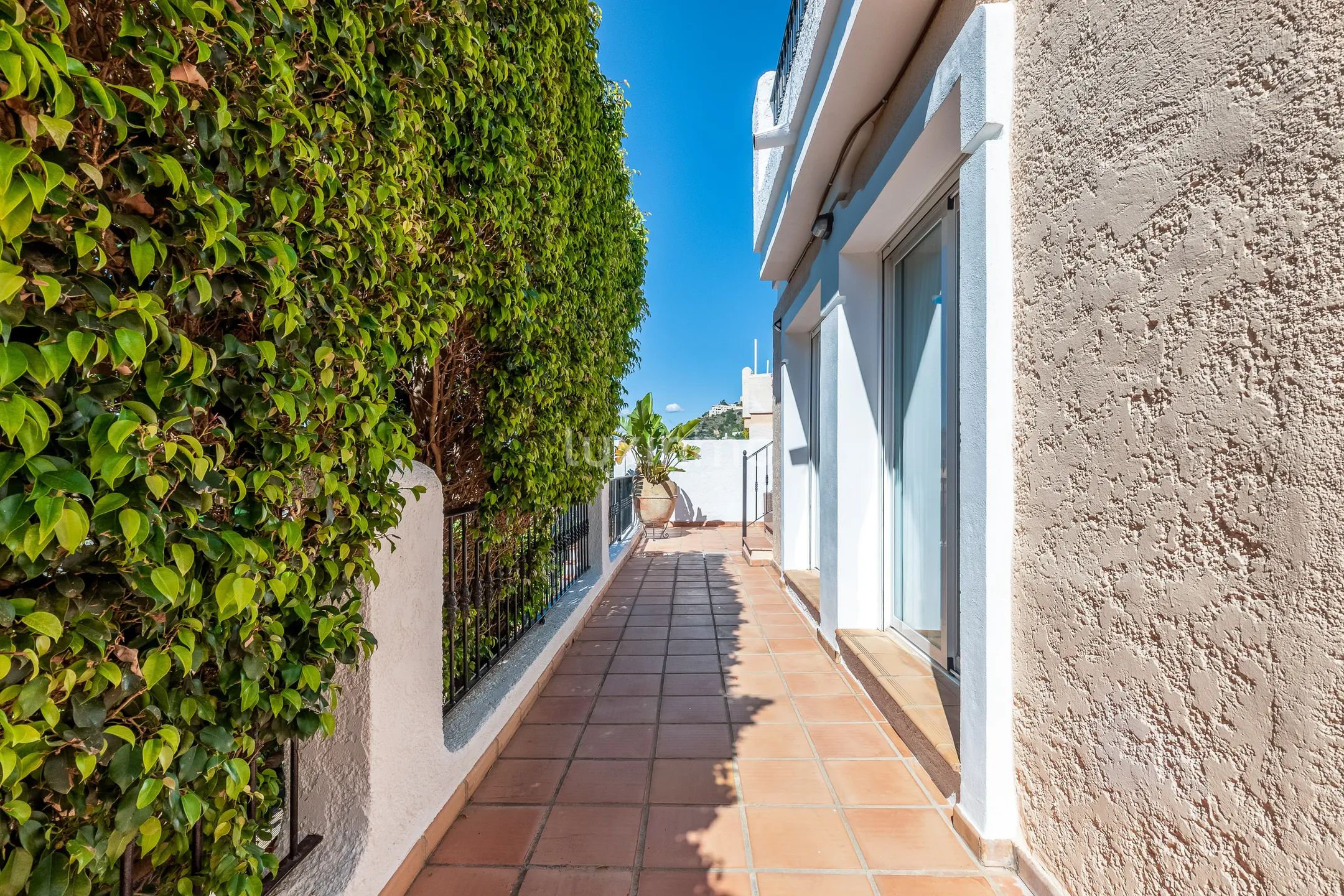 Charmant mediterraan halfvrijstaand huis in Altea Hills, prachtig uitzicht op zee en de bergen — photo 32