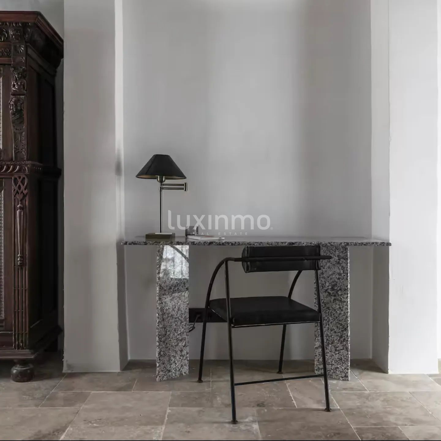 Mediterranean building in the old town of Altea — photo 12