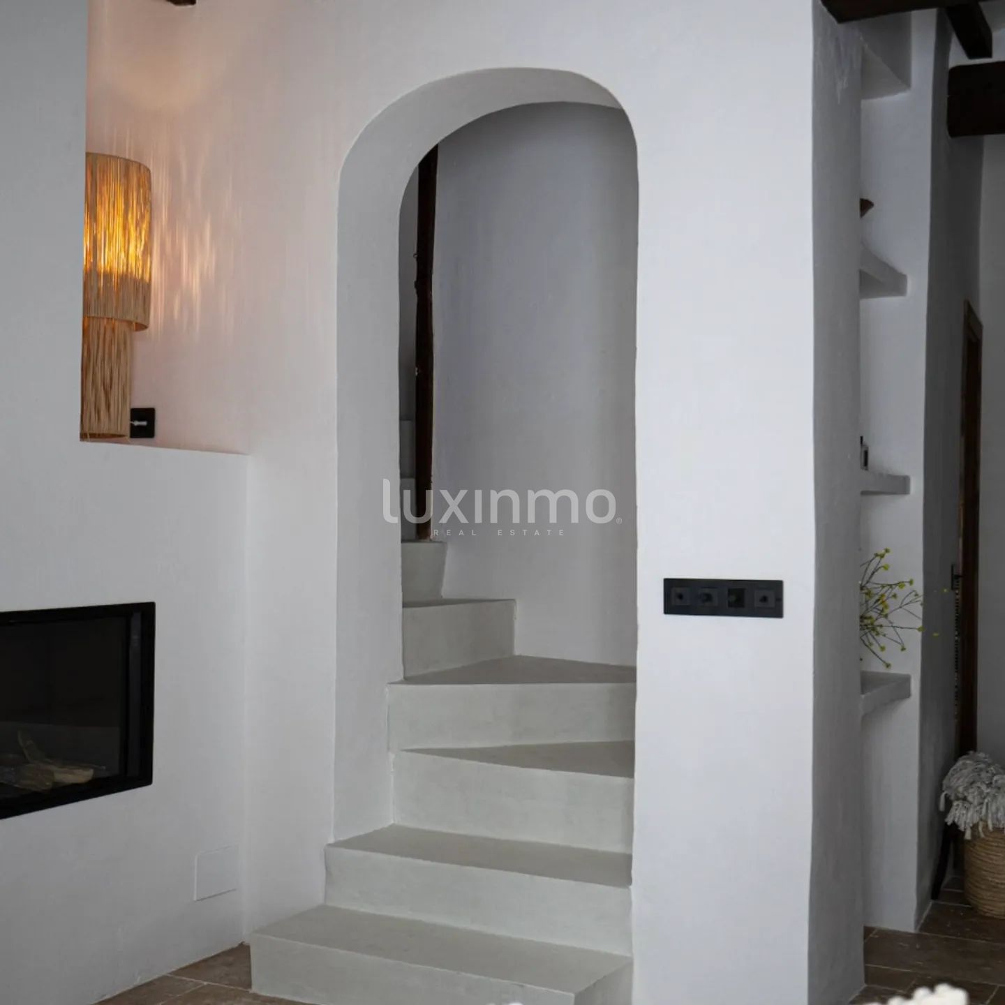 Middelhavsbygning i gamlebyen i Altea — photo 13