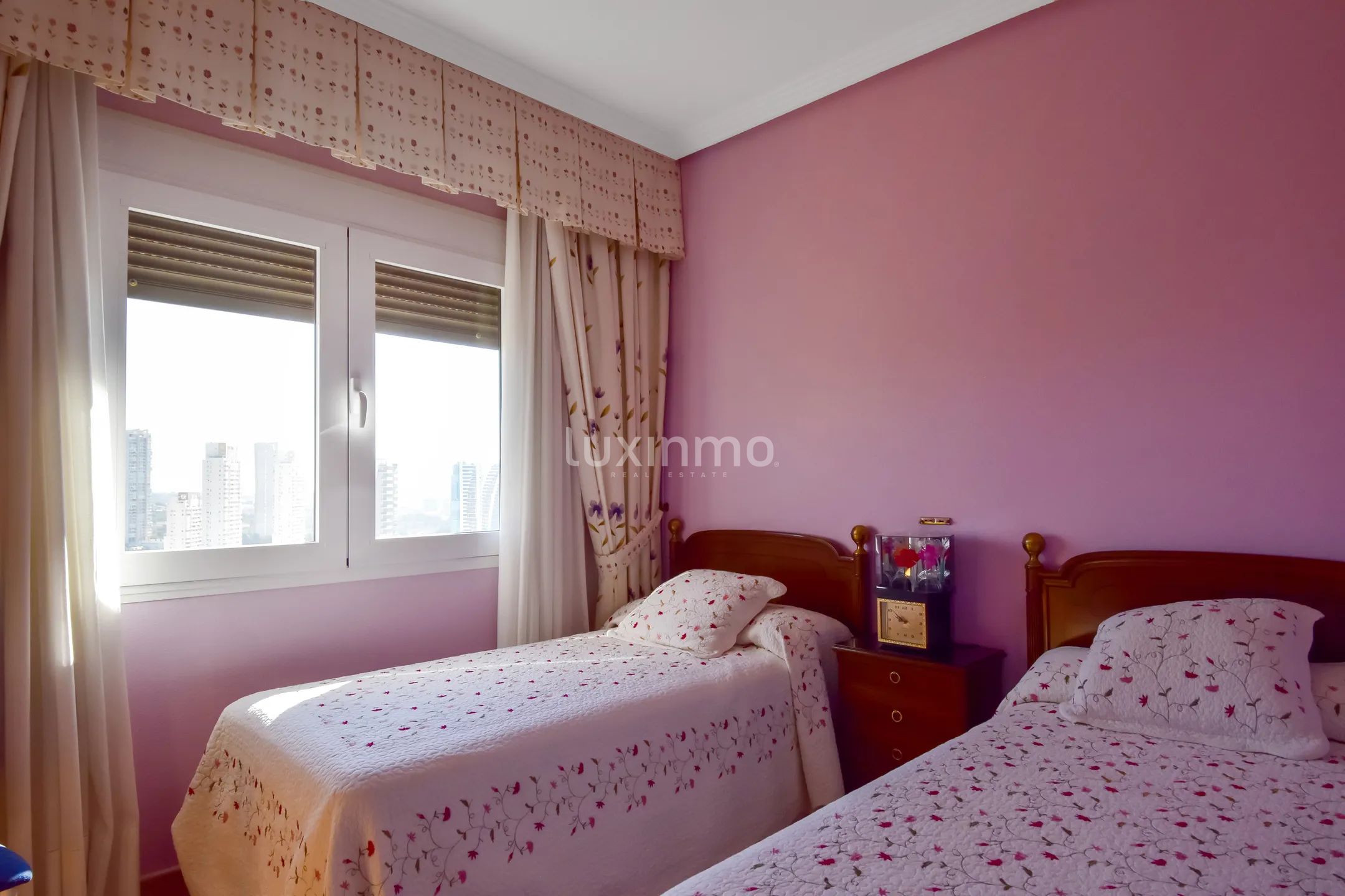 Impresionante piso  con vistas al mar en playa de Poniente — photo 22