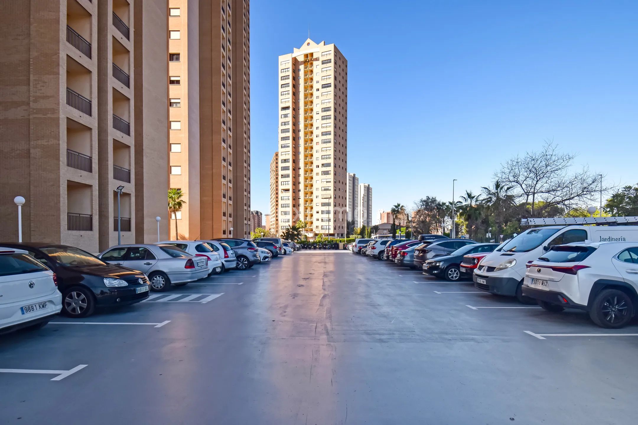 Impresionante piso  con vistas al mar en playa de Poniente — photo 26
