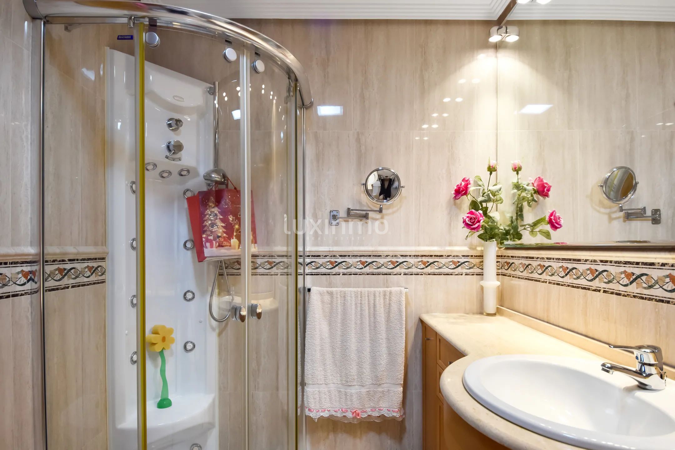 Impresionante piso  con vistas al mar en playa de Poniente — photo 15