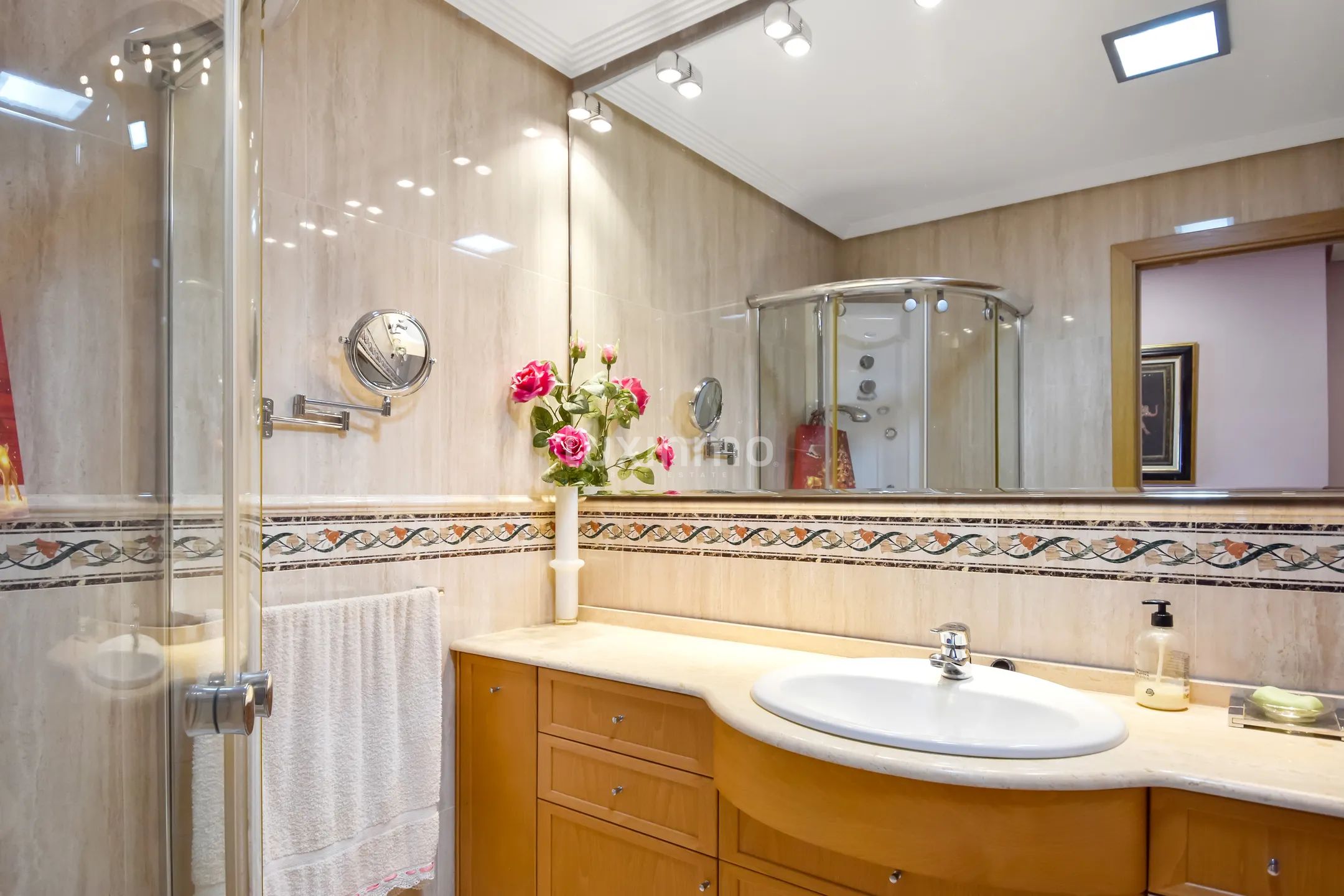 Impresionante piso  con vistas al mar en playa de Poniente — photo 16