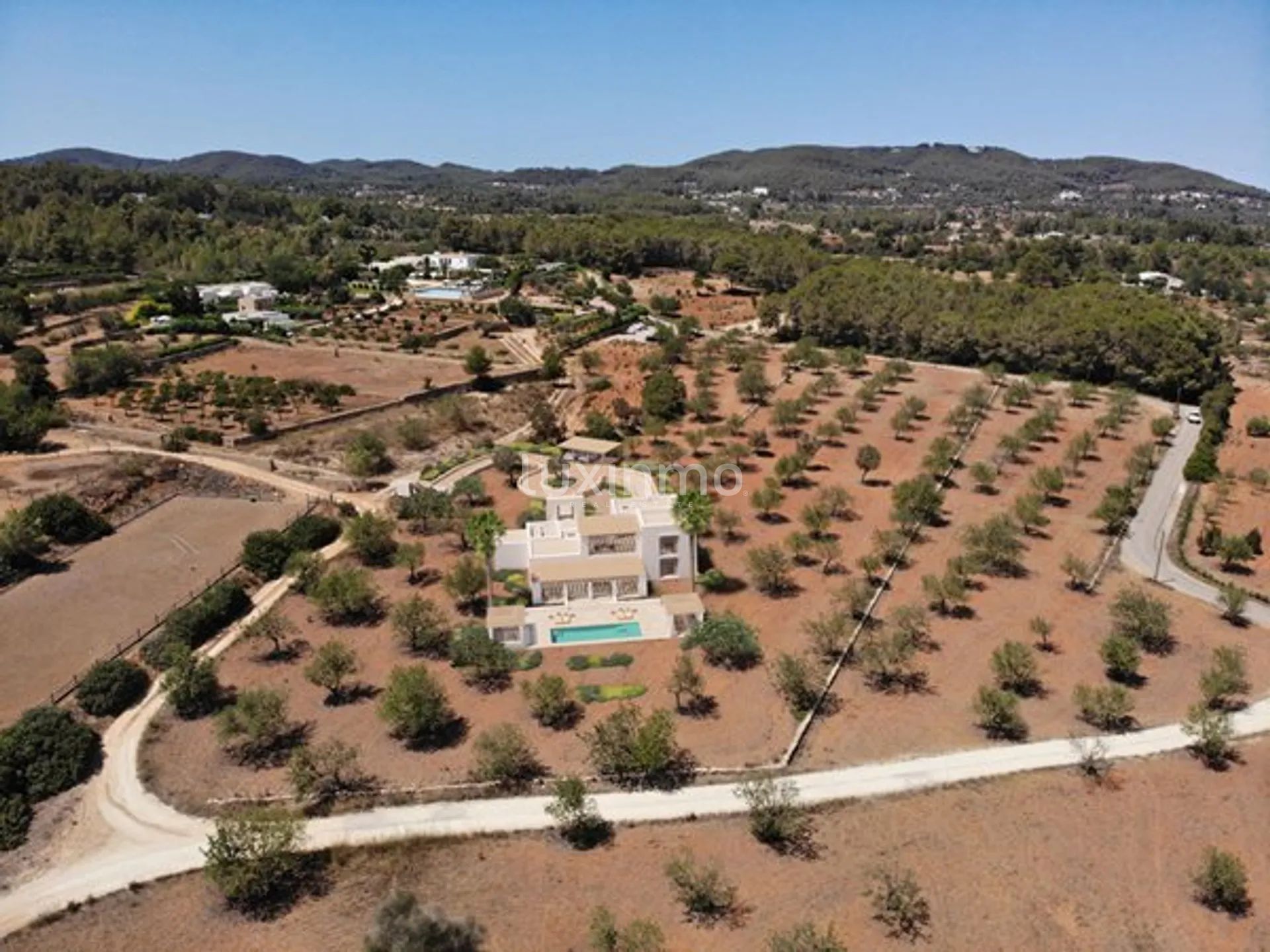 Rustik mark med godkänt projekt och bygglov i San Lorenzo - Ibiza — photo 2