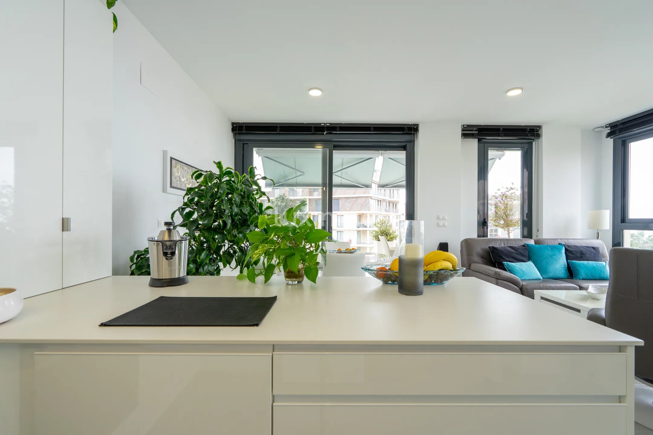 Prachtig 3-slaapkamerappartement met zeezicht op toplocatie in Calpe — photo 7