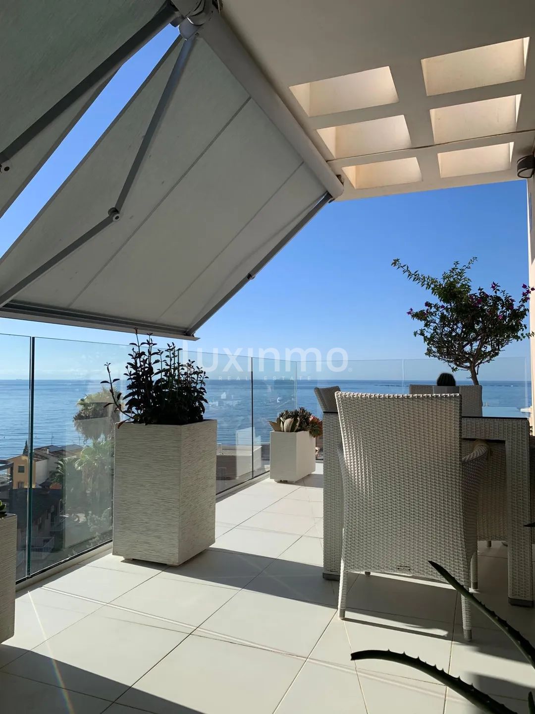 Prachtig 3-slaapkamerappartement met zeezicht op toplocatie in Calpe — photo 1