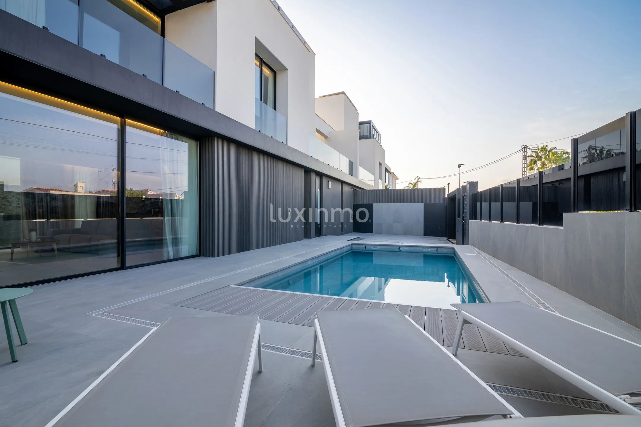 Brand-New Smart Villa in Albir — photo 1